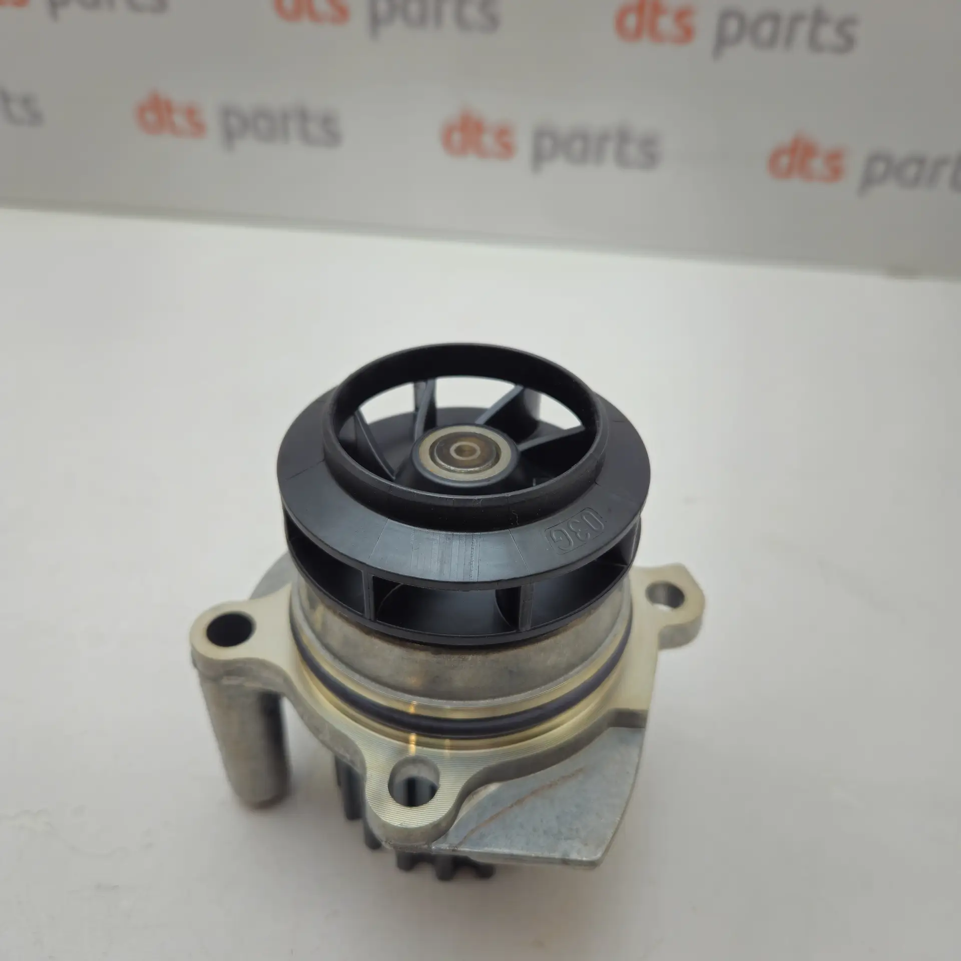 OEM Volkswagen 03L121011G – Engine water pump