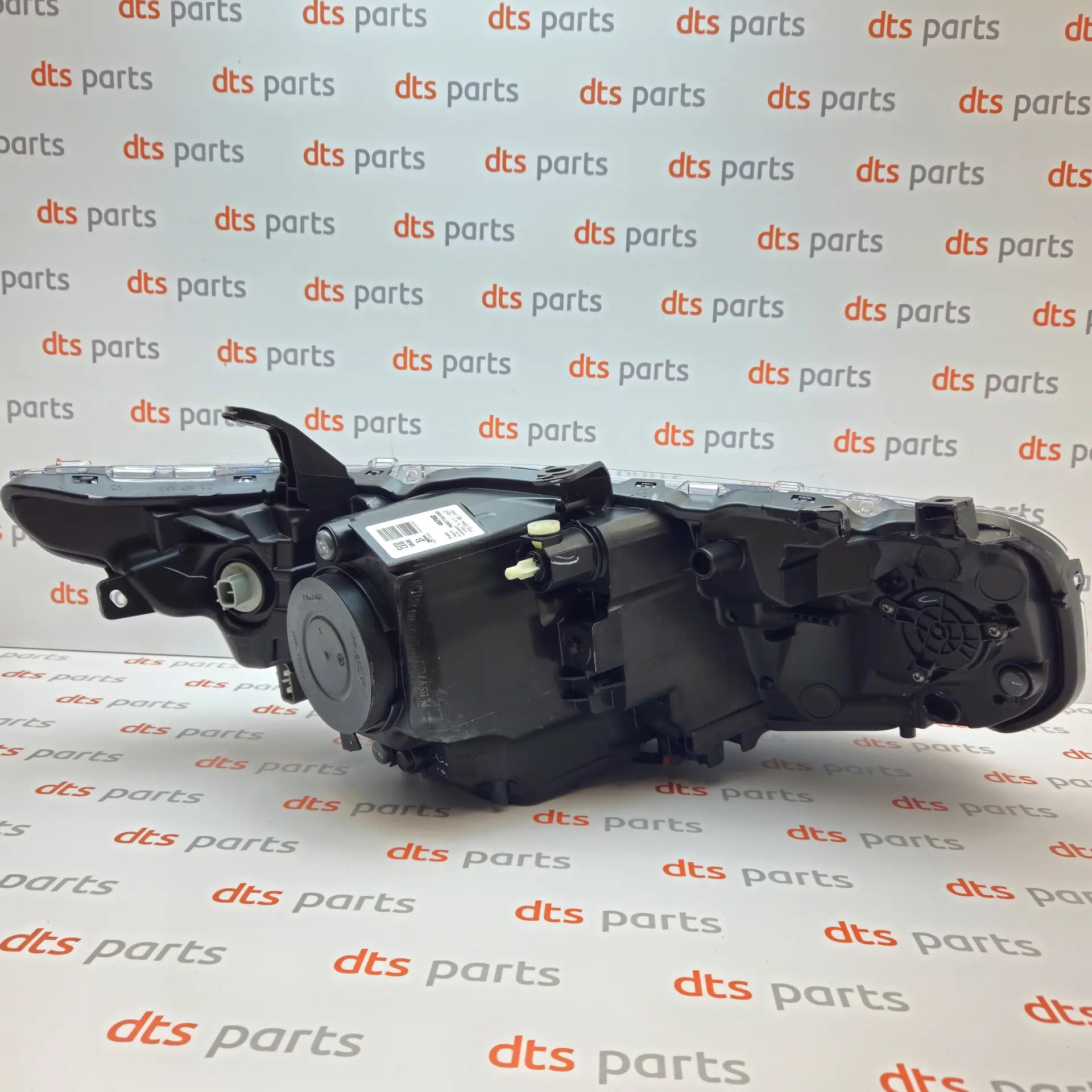 Valeo 046702 – Front left headlight - eftermarkedsdel