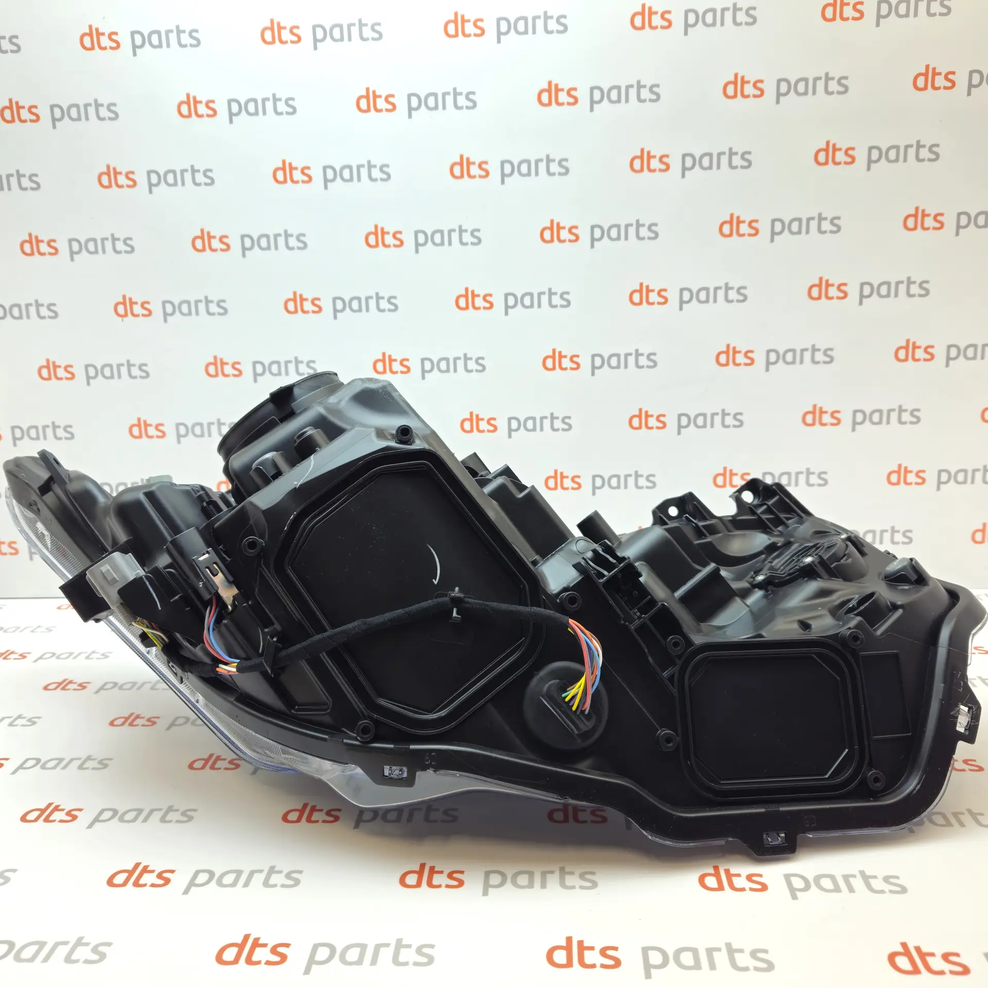Valeo 046702 – Front left headlight - eftermarkedsdel