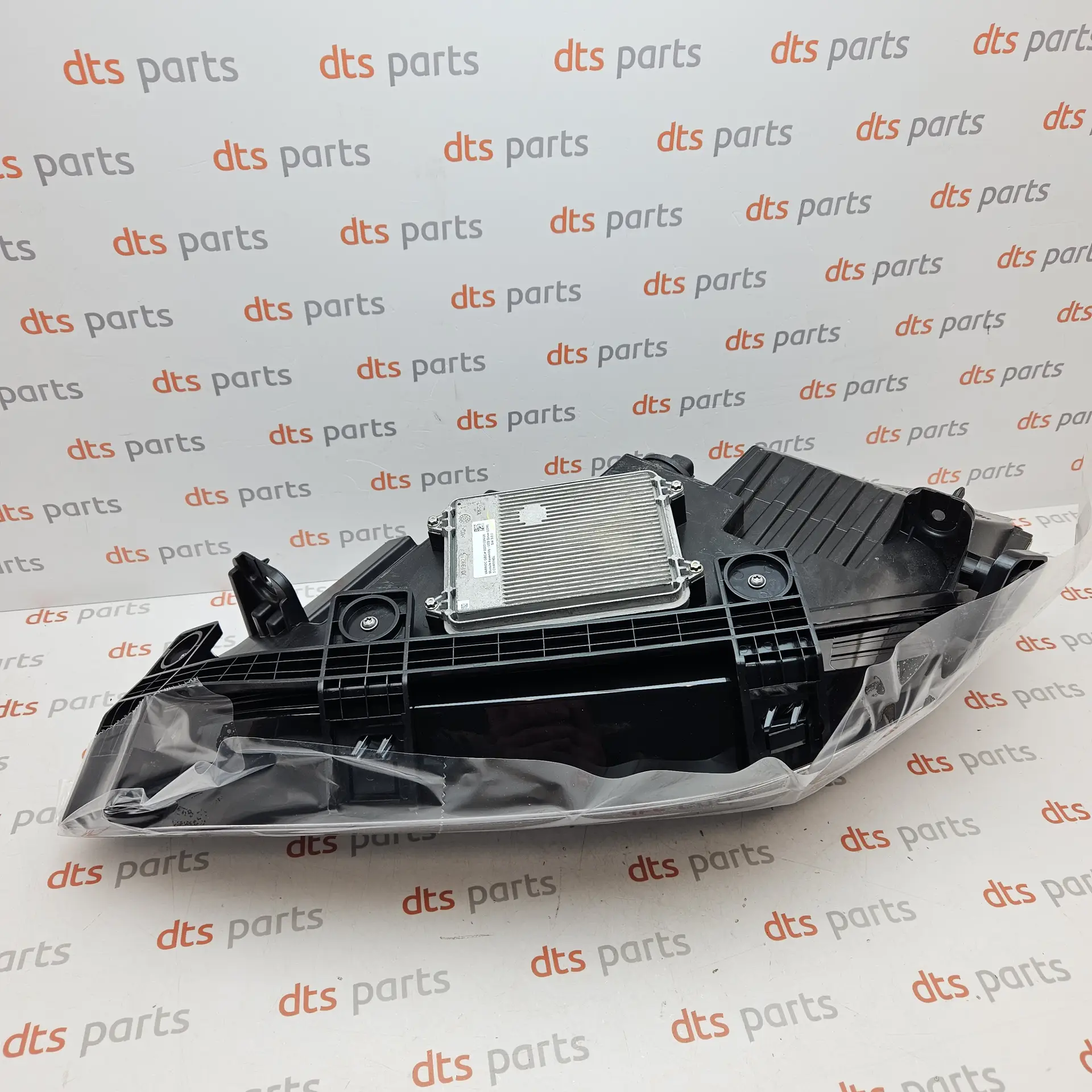 OEM Tesla 103431700C – Front Right Full LED Headlight Assembly / Headlamp