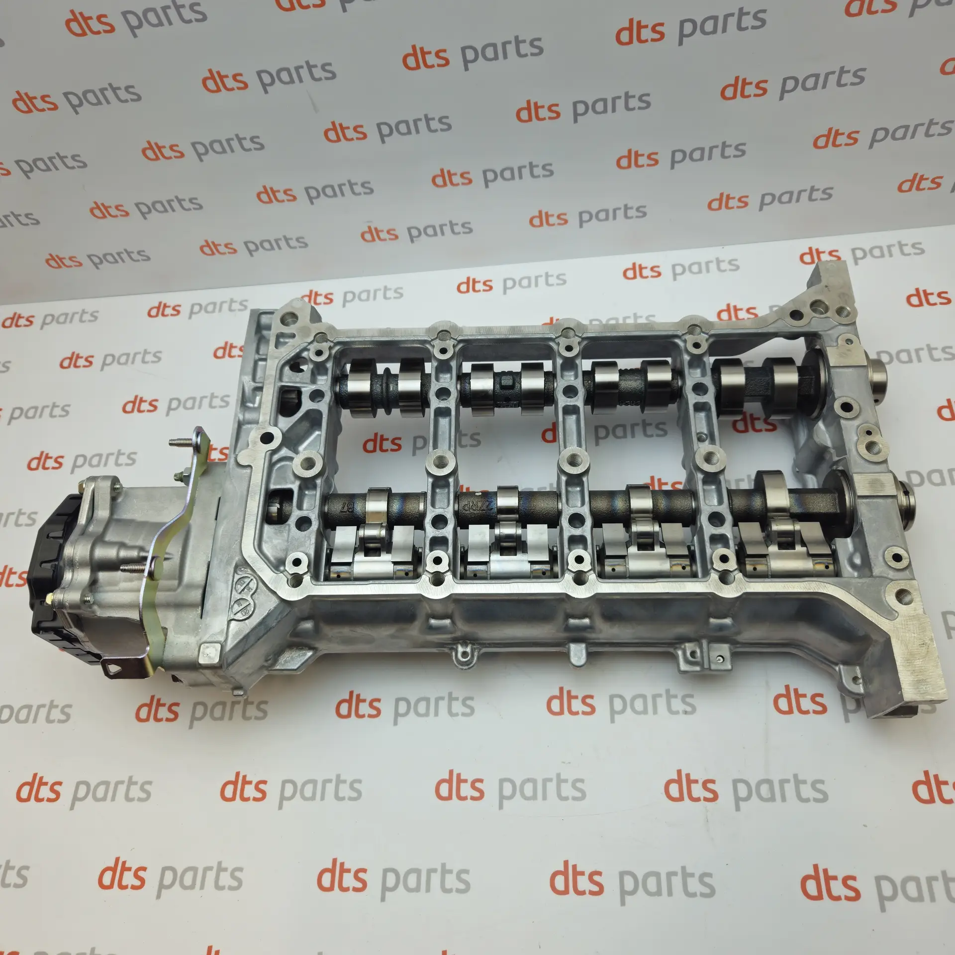 OEM Toyota 1110737017 – Camshaft housing assembly