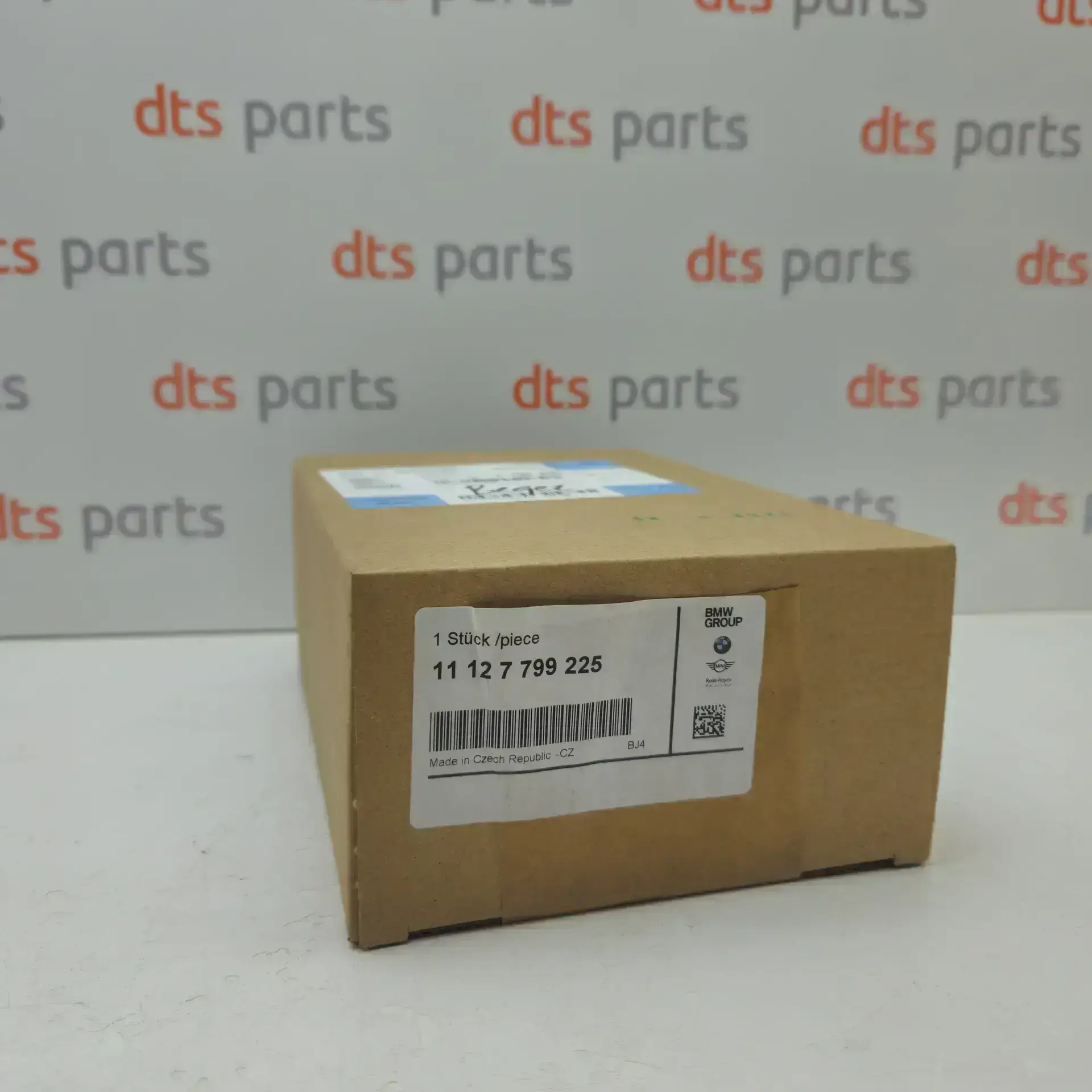 OEM BMW 11127799225 – Crankcase ventilation valve
