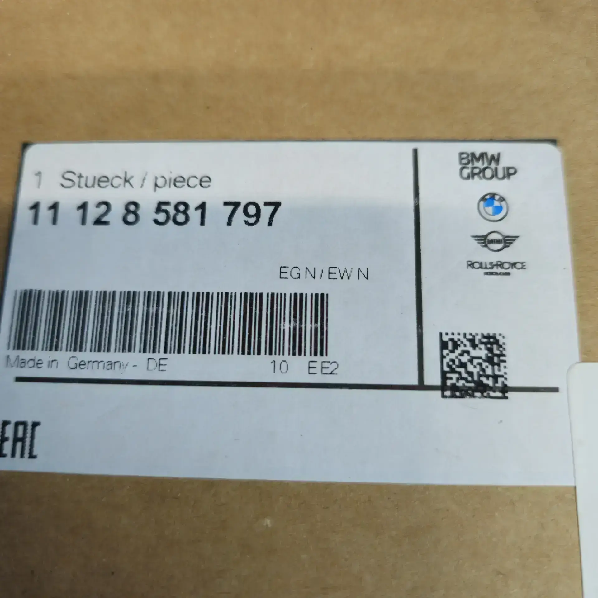 OEM BMW 11128581797 – Cylinder head cover
