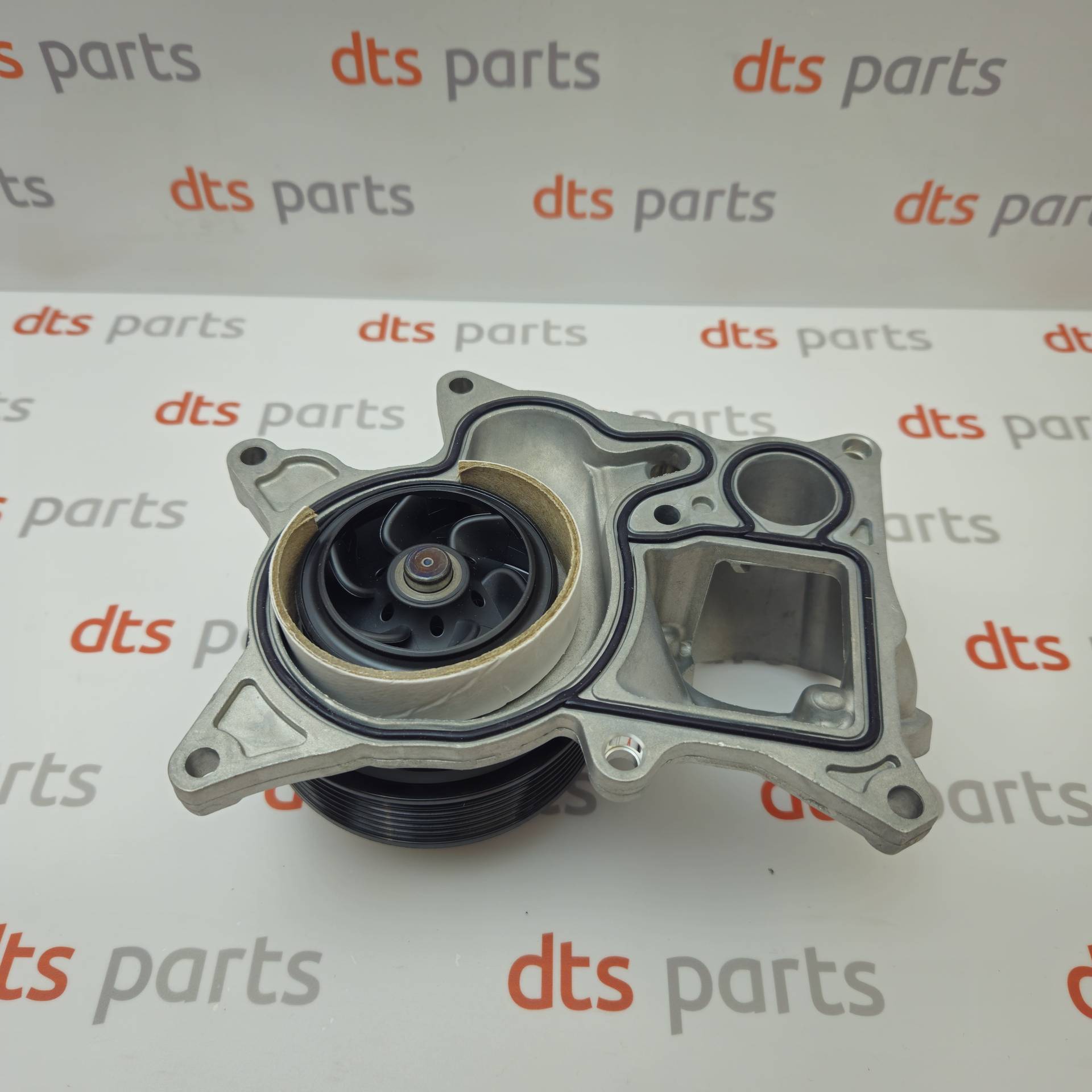 OEM BMW 11518516205 – Water pump