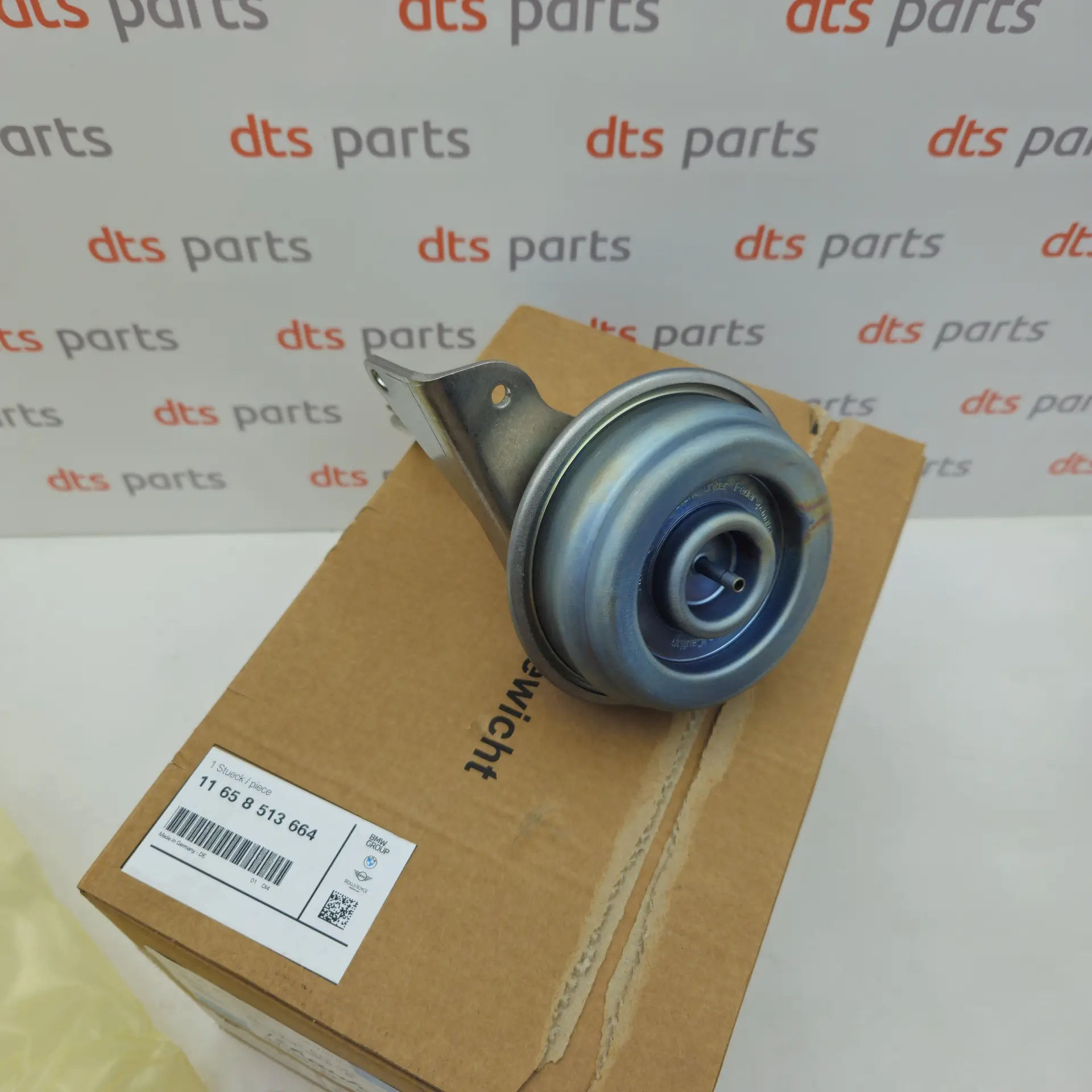 OEM BMW 11658513664 – Turbocharger vacuum box