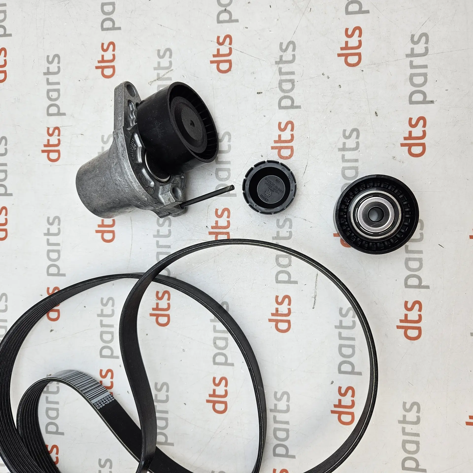 OEM Nissan 1172000Q3N – V-ribbed belt and pulley accessory kit