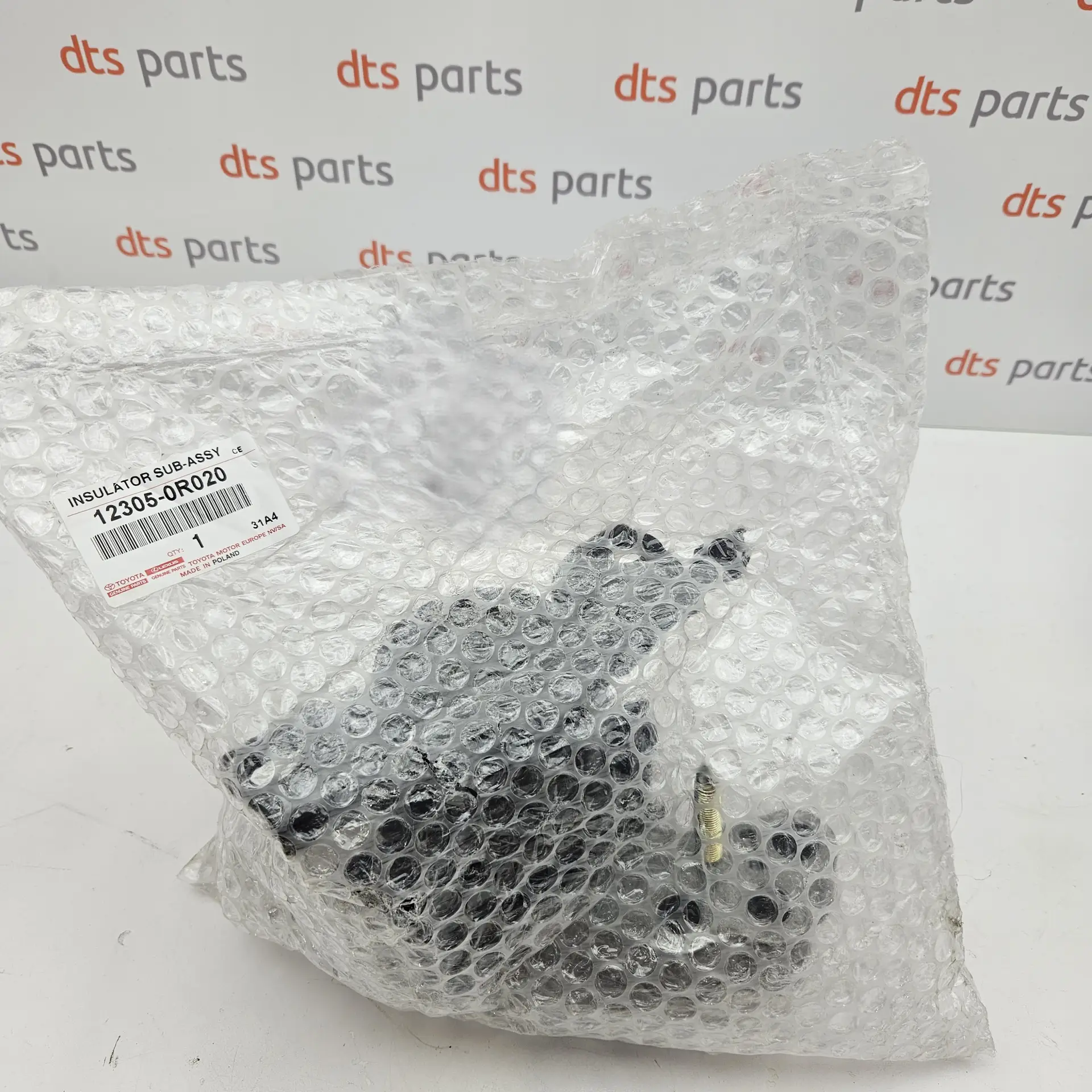 OEM Toyota/Lexus 123050R020 – Right engine mount bracket