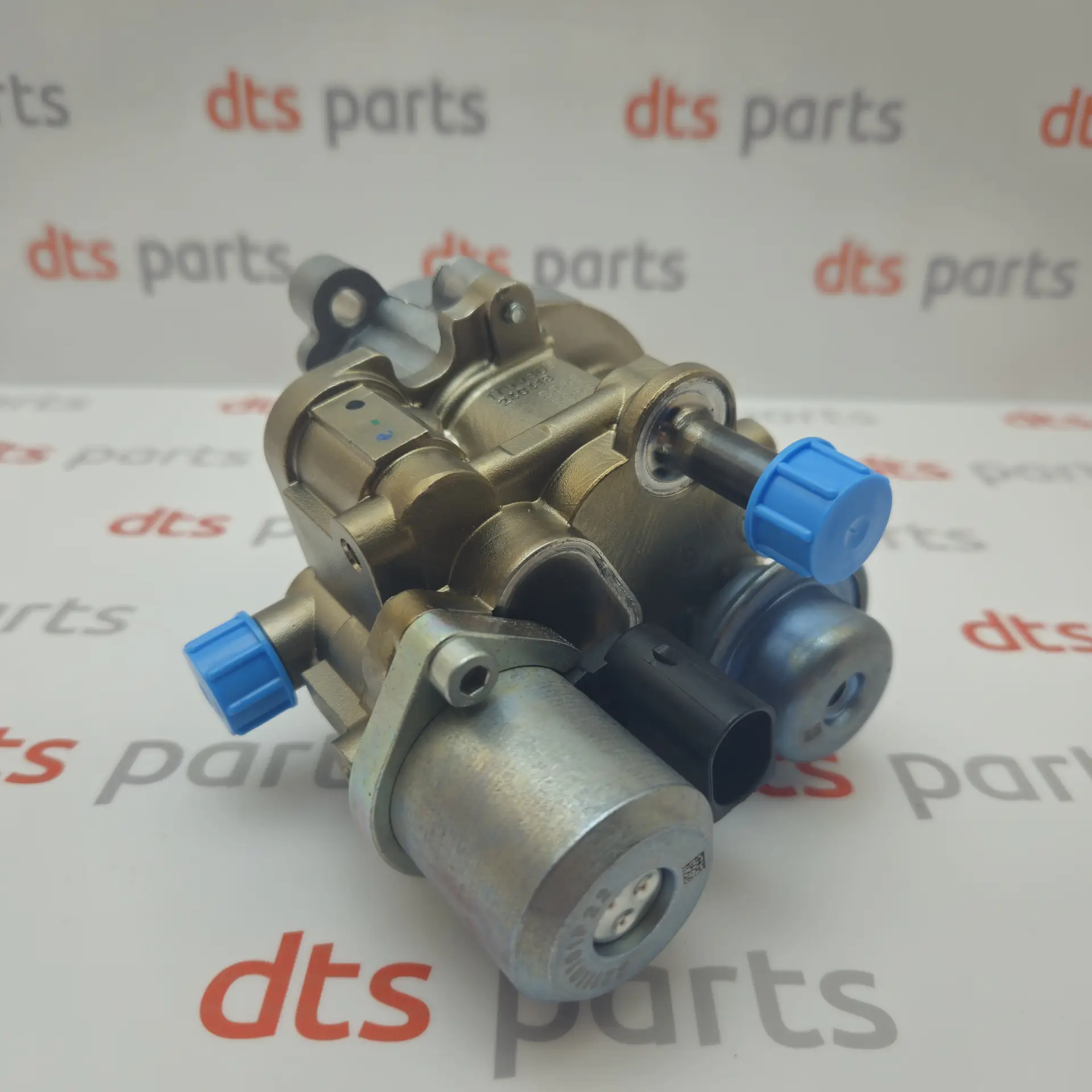 OEM BMW 13517616170 – High pressure fuel pump