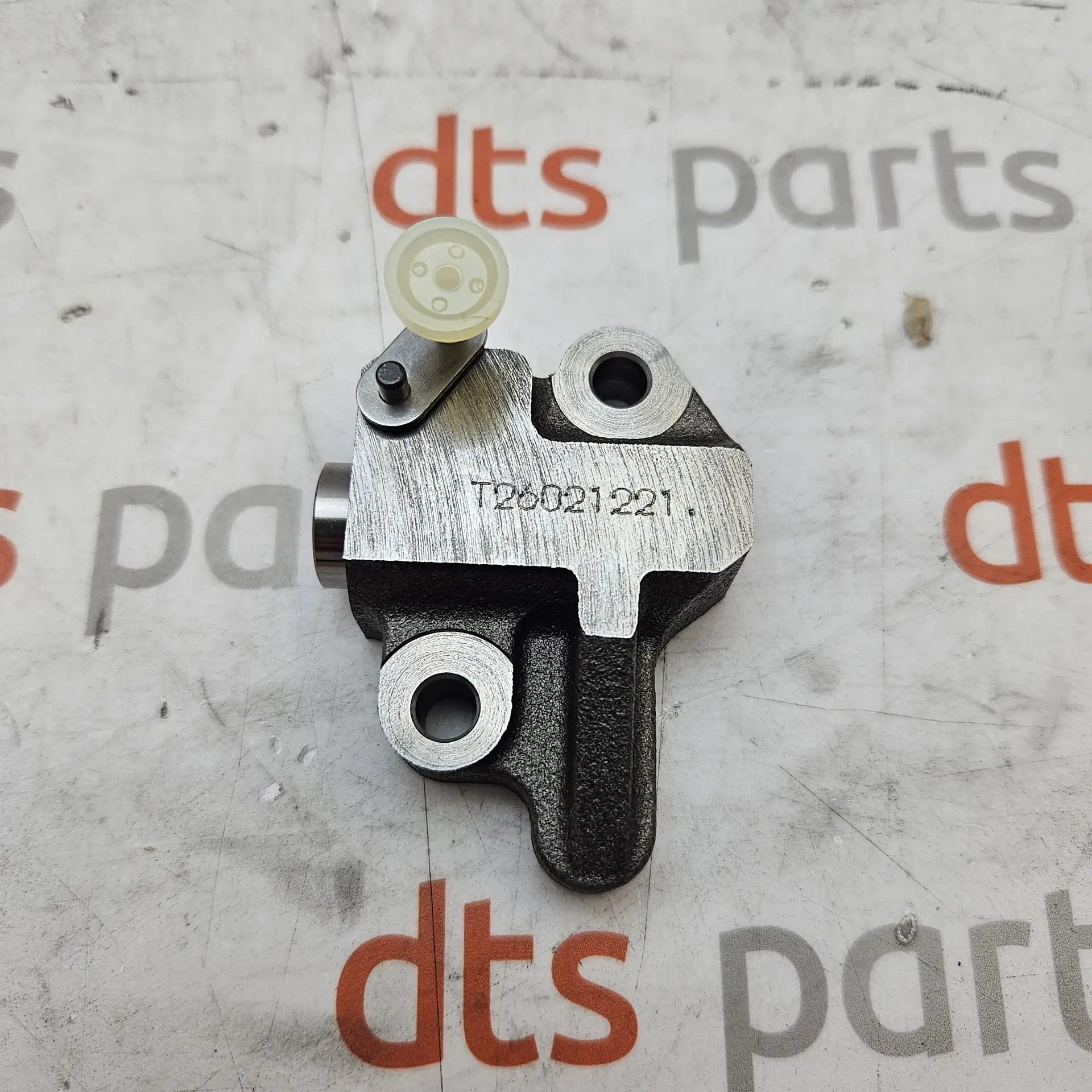 OEM Toyota/Lexus 135500E010 – Secondary timing chain hydraulic tensioner assembly (no. 2)