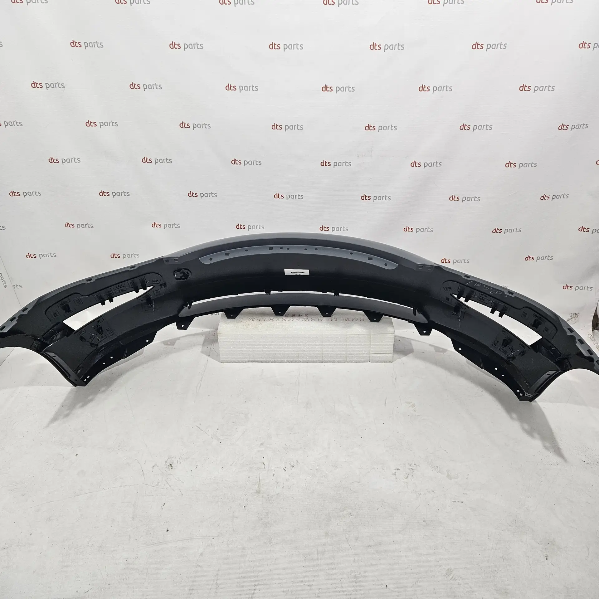 OEM Tesla 1519965SCC – Front bumper