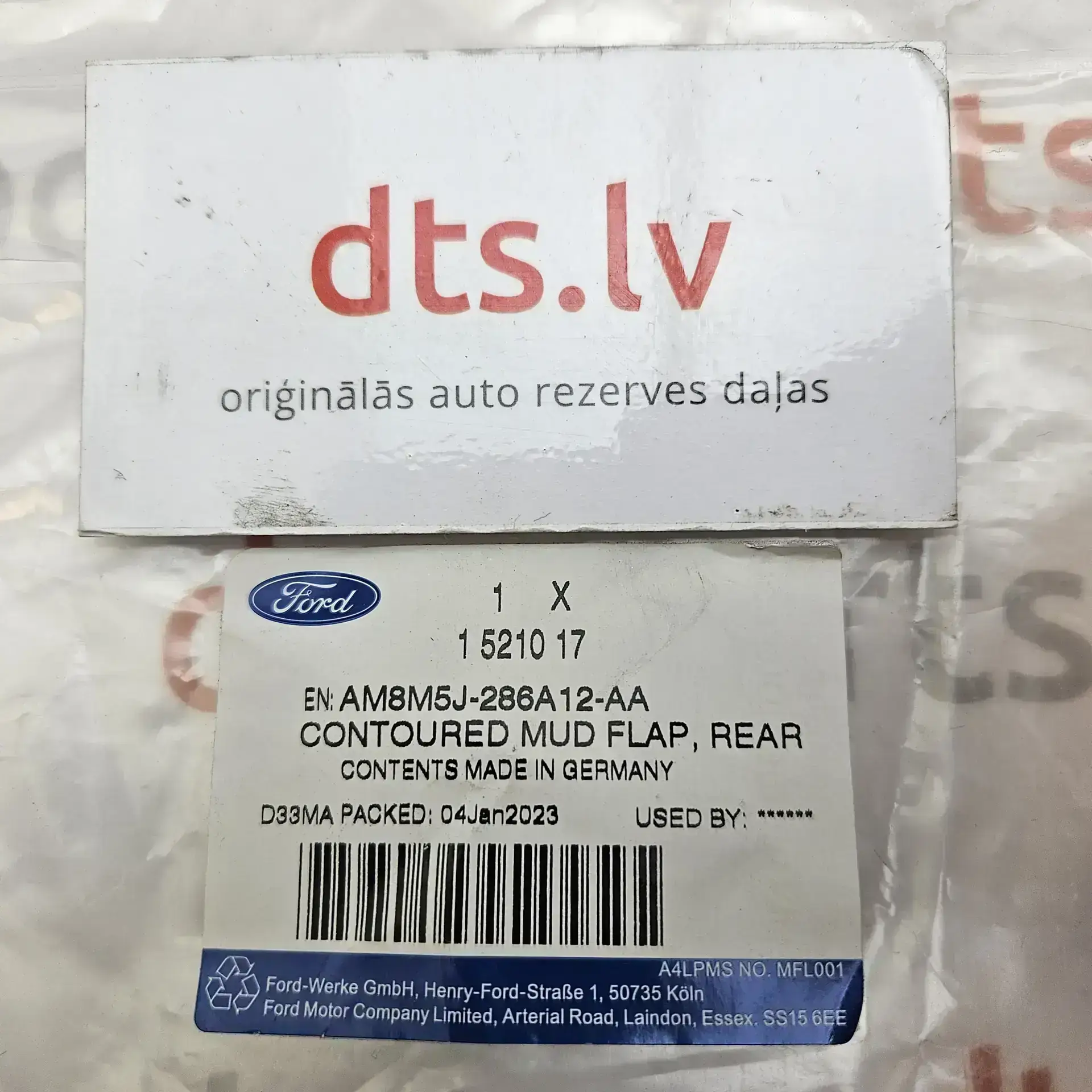 OEM Ford 1521017 – Rear mud flaps