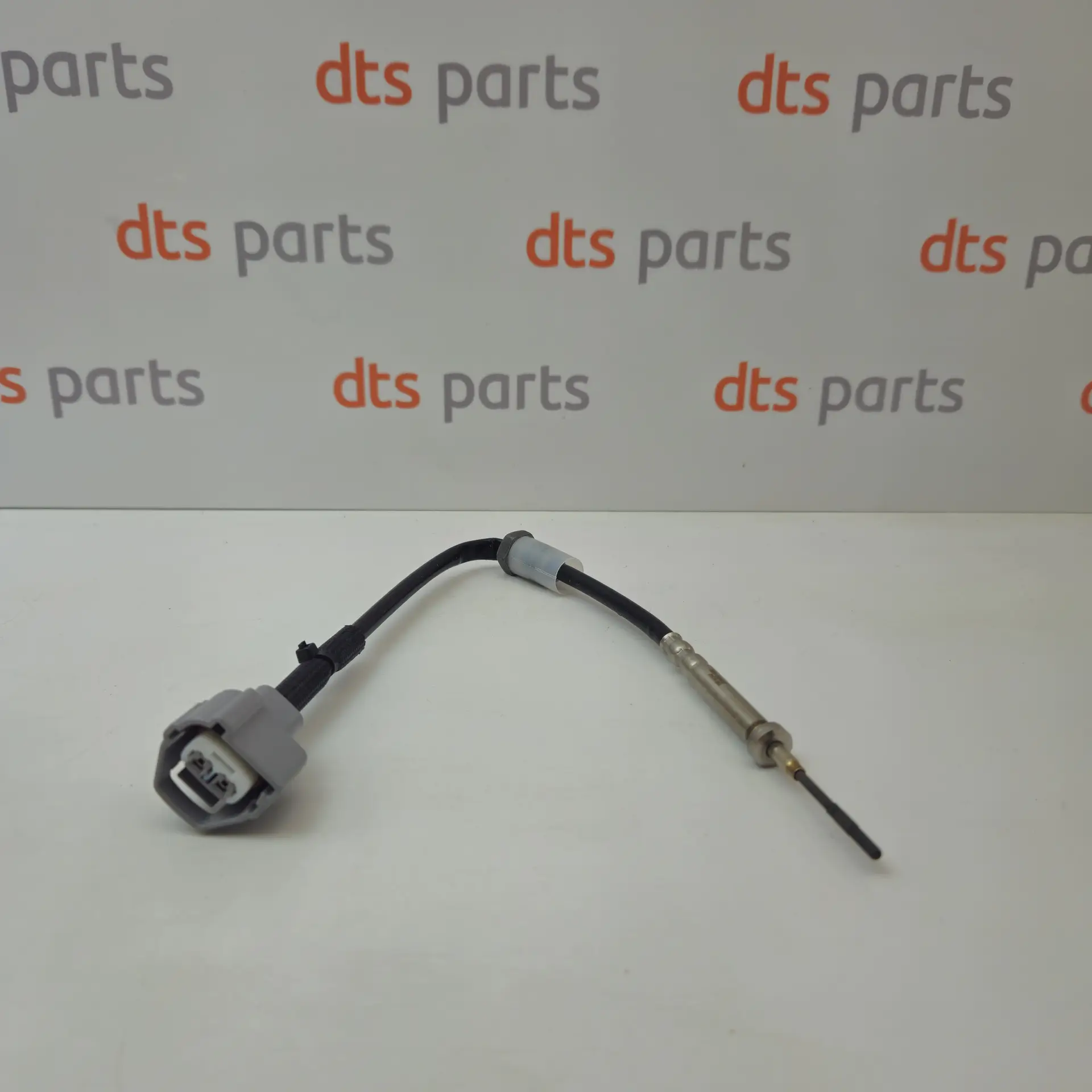 OEM Mitsubishi 1587A092 – Exhaust temperature sensor