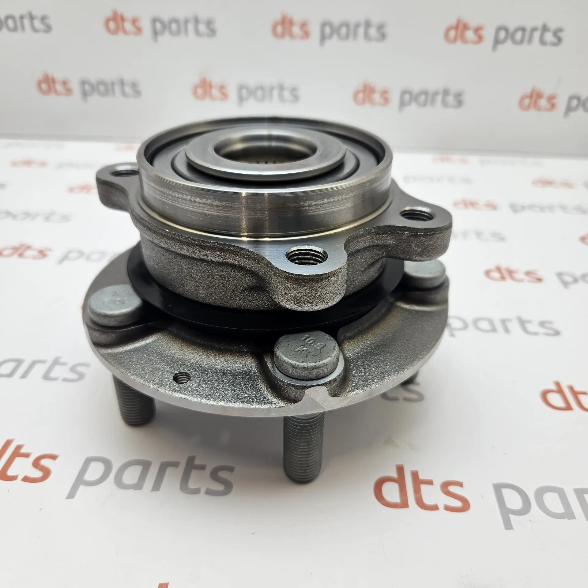 OEM BYD 1590663100 – Front wheel hub & bearing assembly unit
