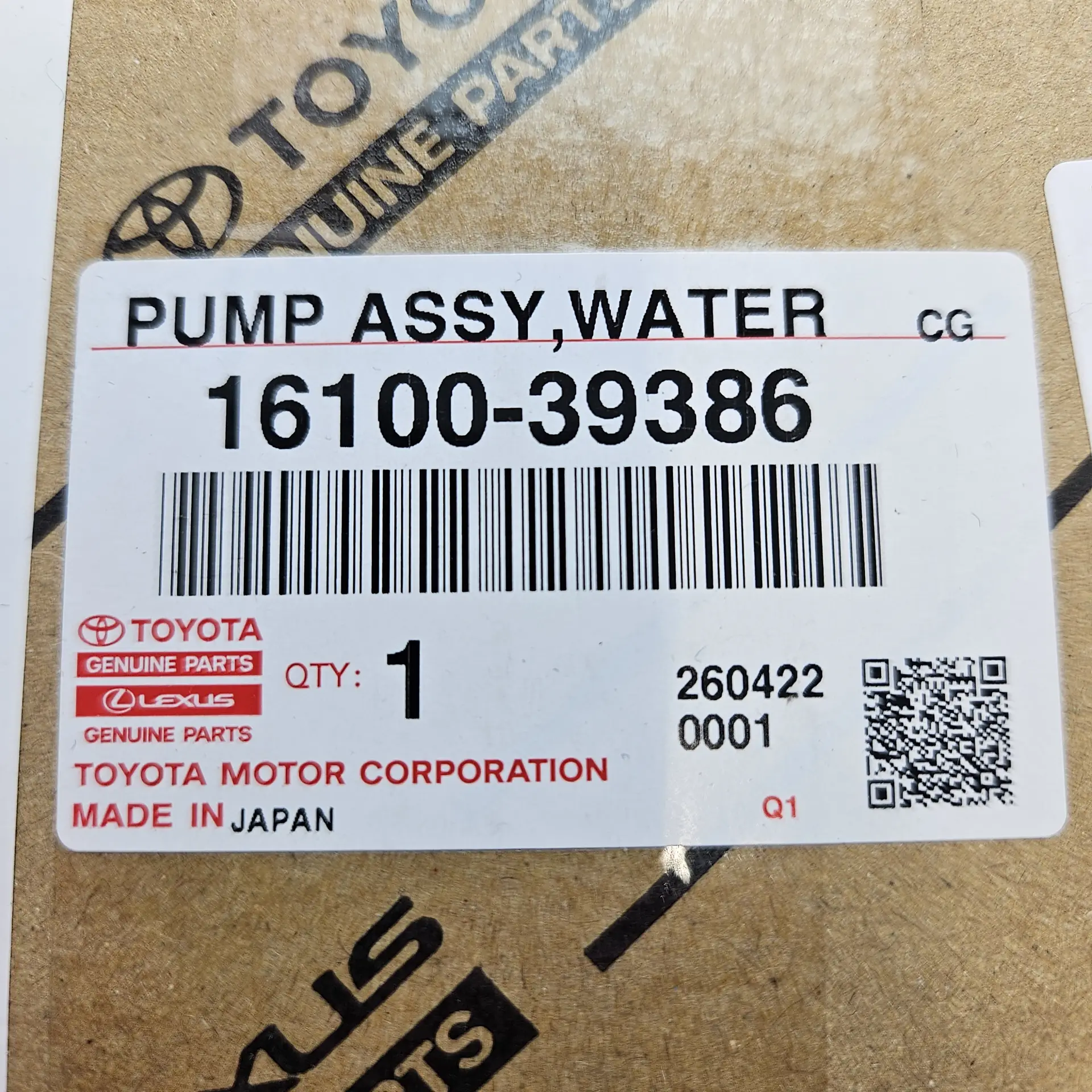 OEM Toyota 1610039386 – Engine water pump assembly