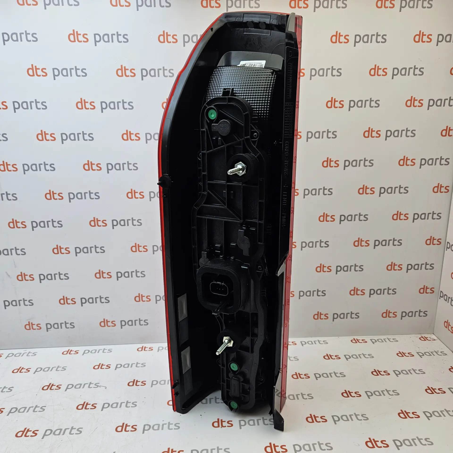 OEM PSA 1612401680 – Right rear tail light