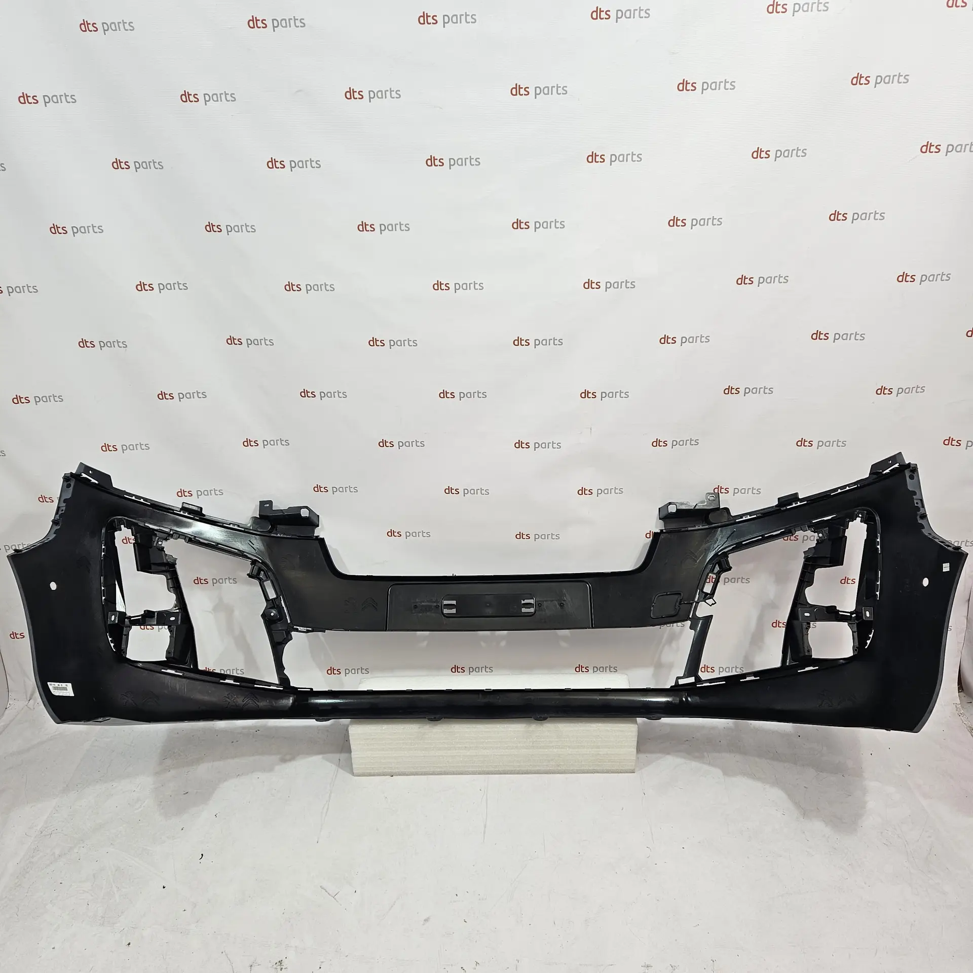 OEM Peugeot 1614346480 – Front bumper