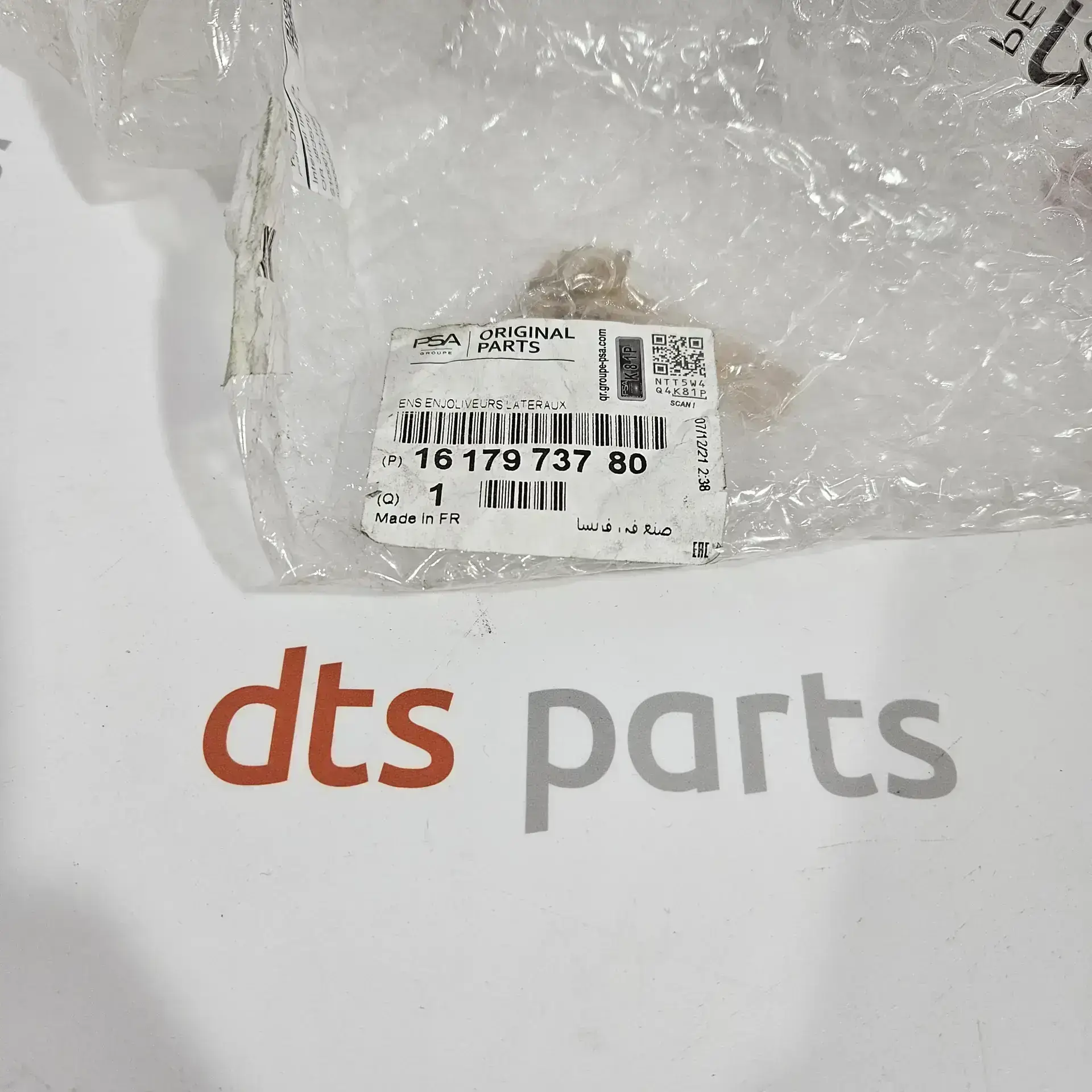OEM PSA 1617973780 – Front bumper left corner