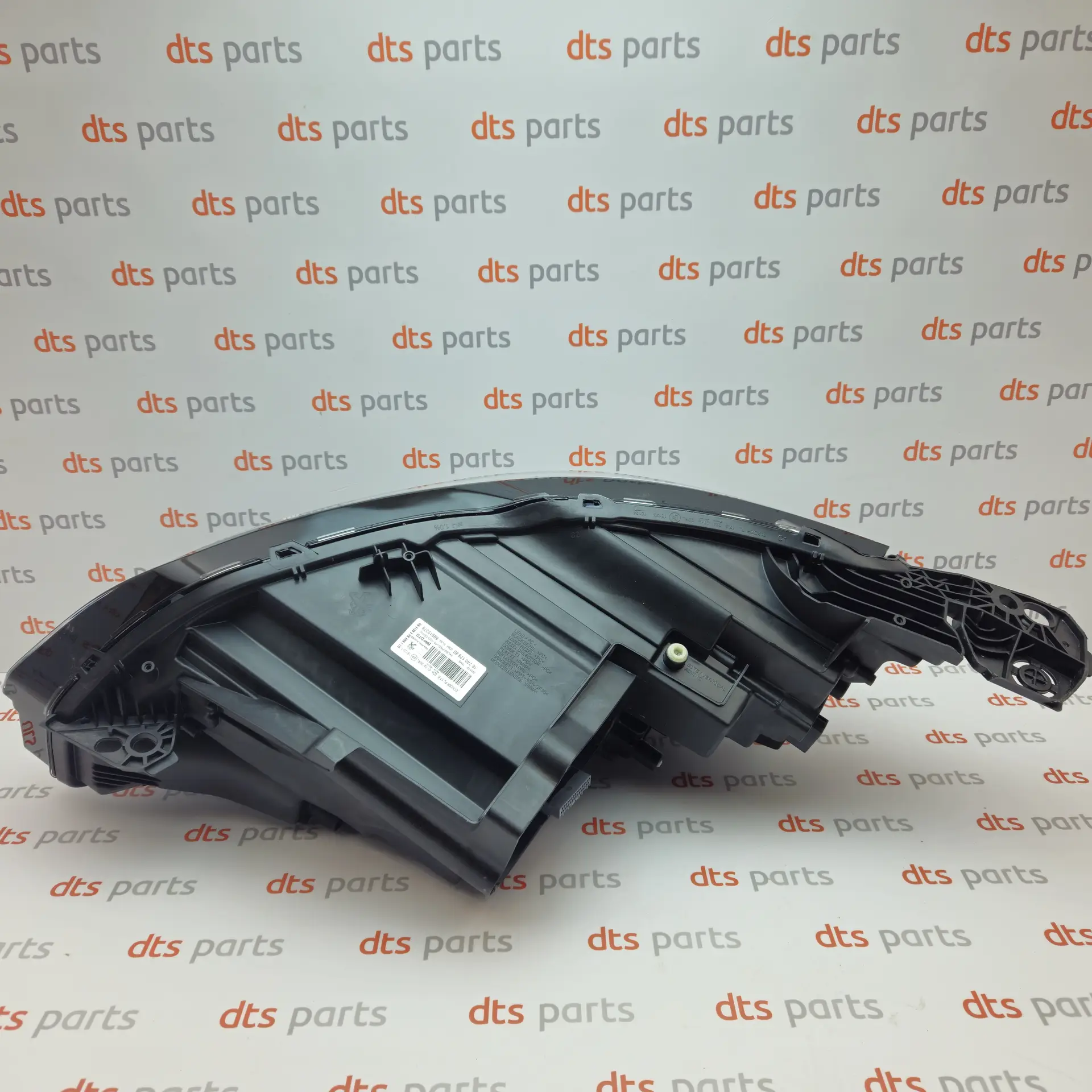 OEM Peugeot 1674017980 – Front right hradlight