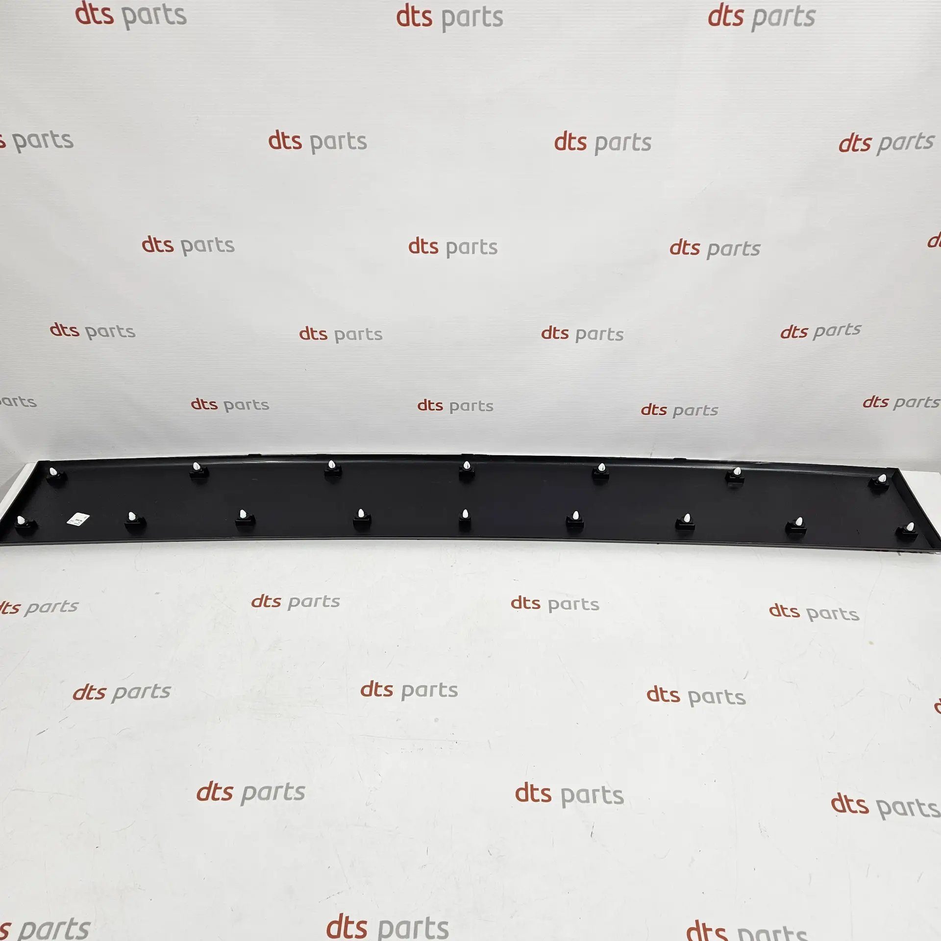 OEM PSA 1685339780 – Right sliding door strip