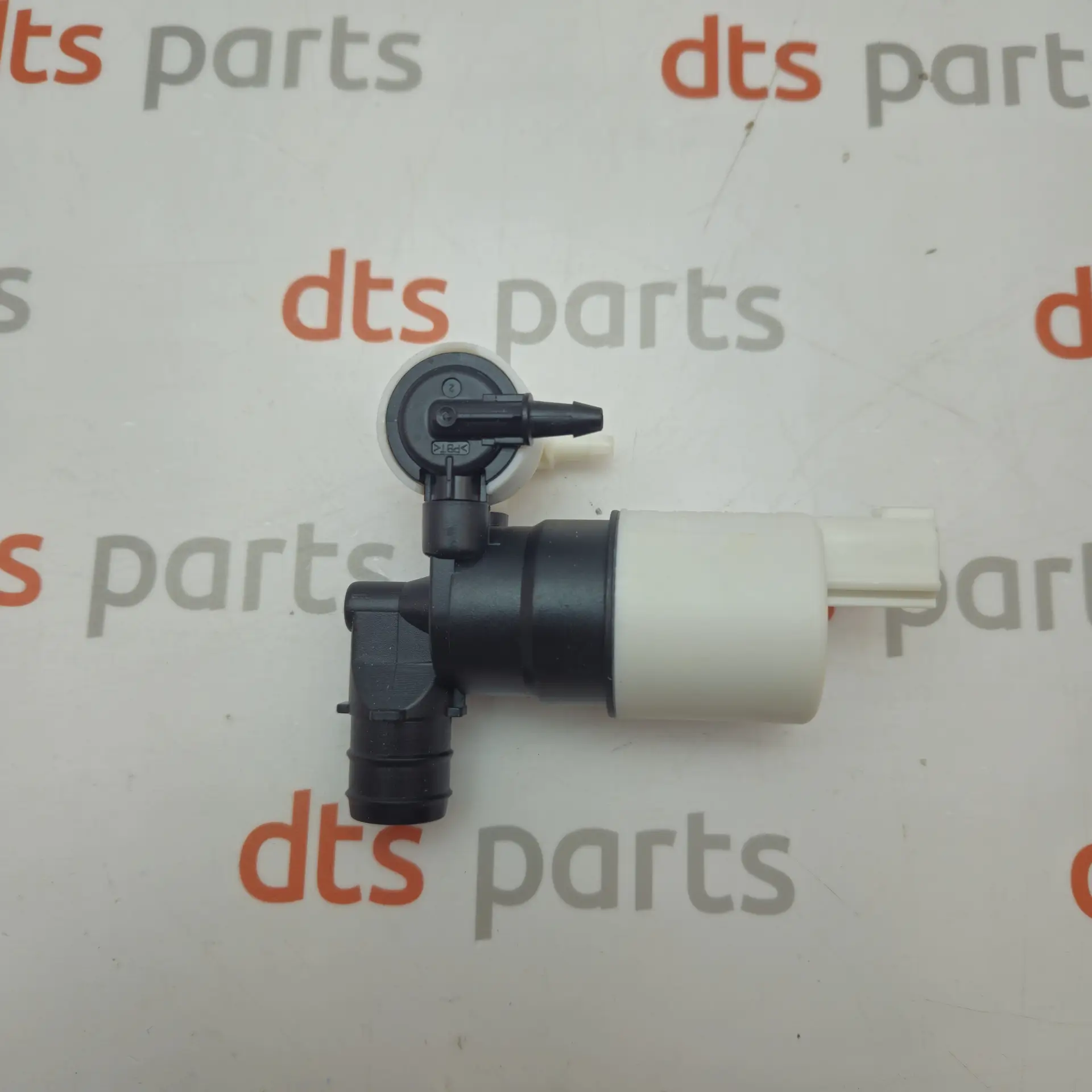 OEM Ford 1692412 – Windshield washer pump