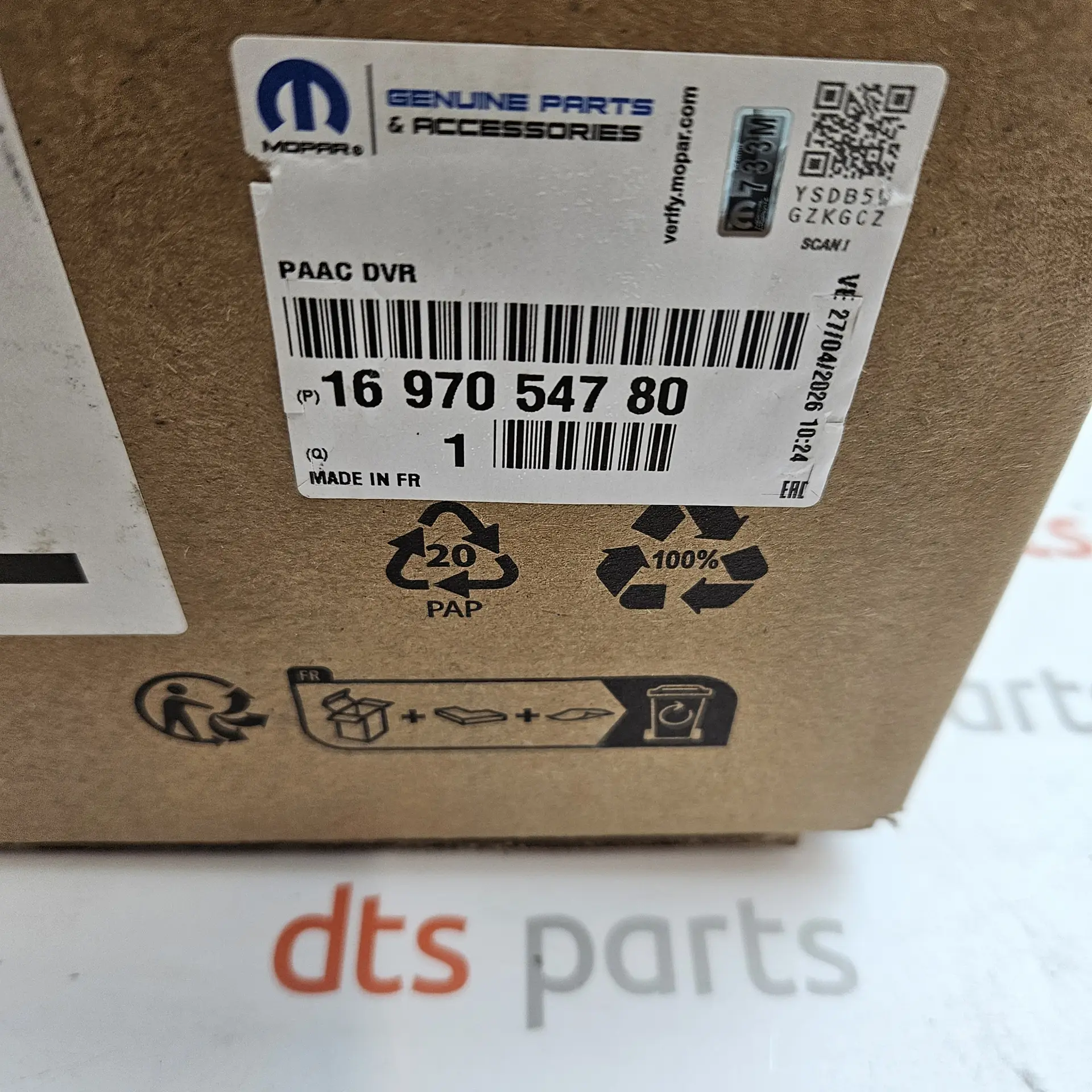 OEM PSA 1697054780 – PSA (Stellantis) upgraded 8mm camshaft and valve cover kit. This is a critical revision kit engineered for Peugeot, Citroën, DS, Opel, and Ford vehicles equipped with the 1.5 BlueHDi (DV5R) diesel engine.