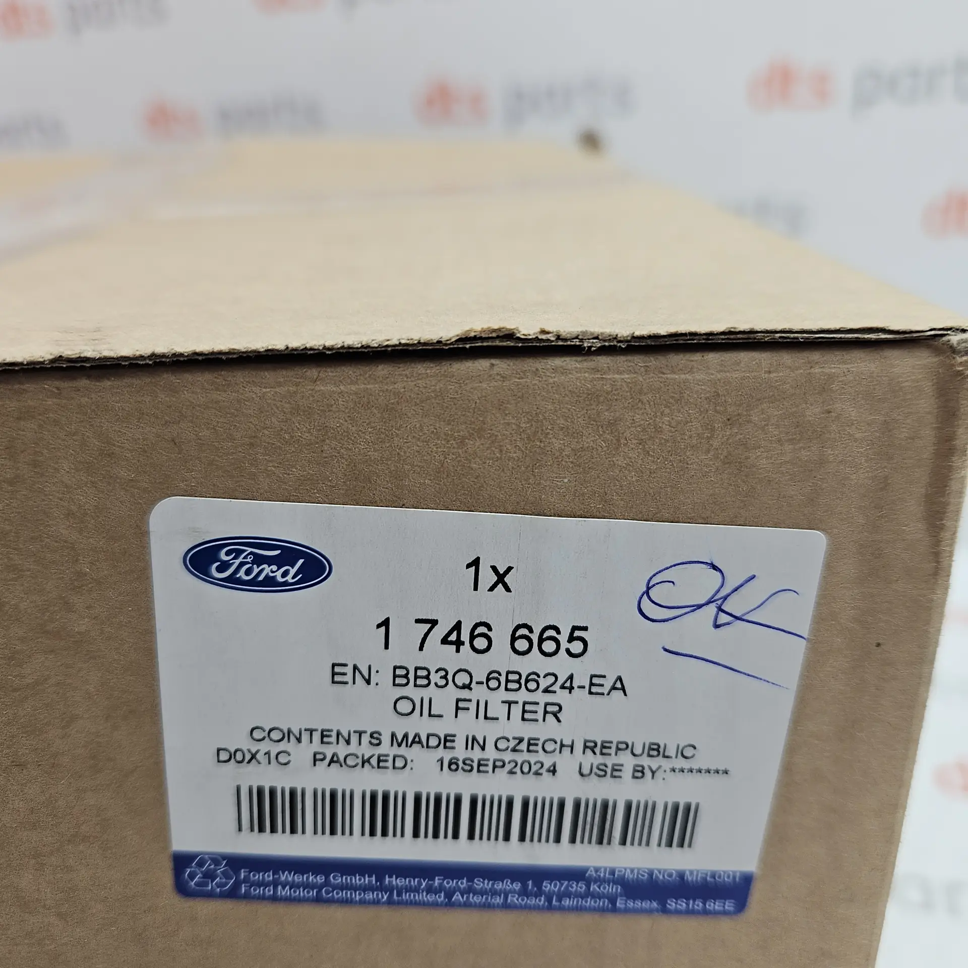 OEM Ford 1746665 – Engine Oil Cooler & Filter Housing Module Assembly