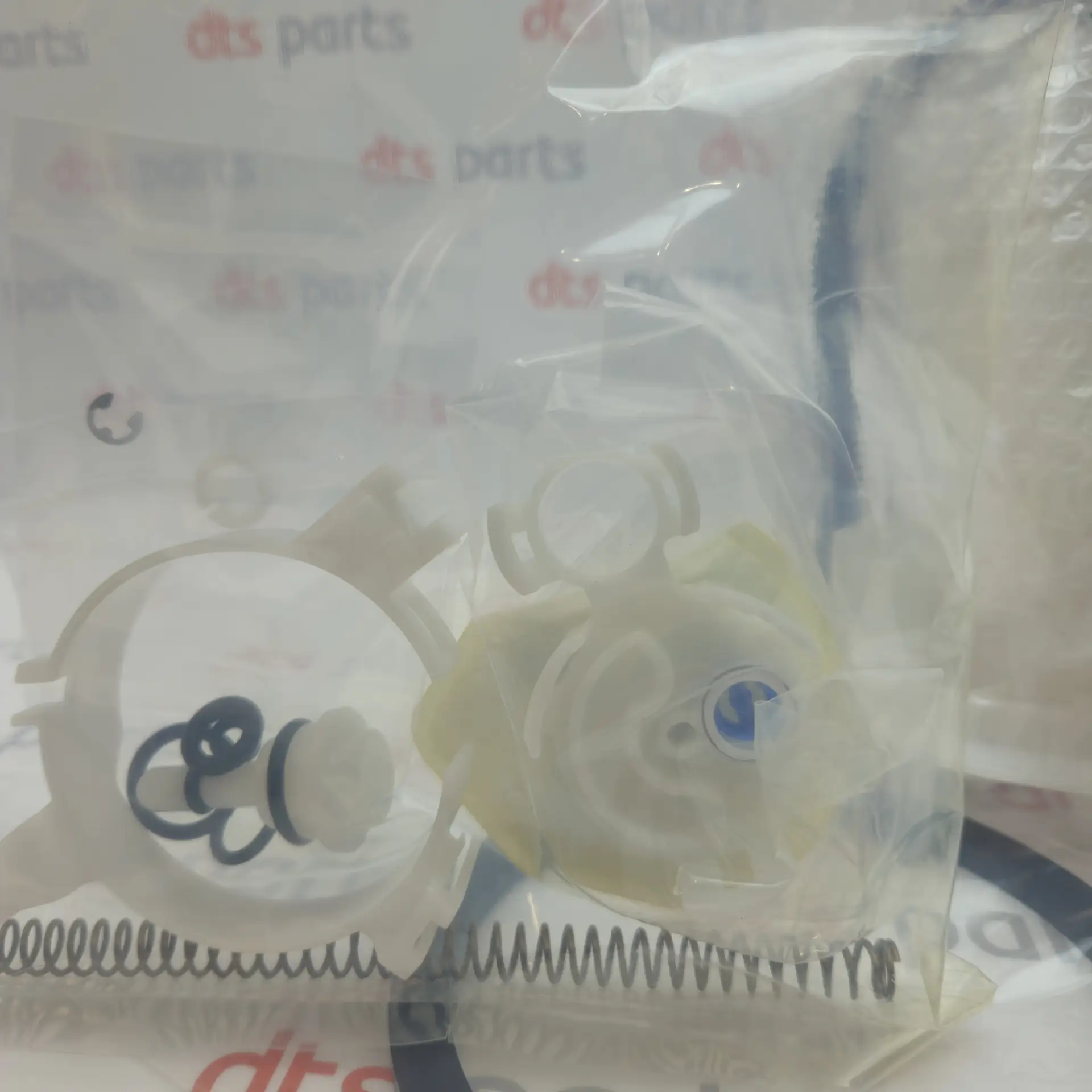 OEM Mitsubishi 1770A271 – Fuel pump filter