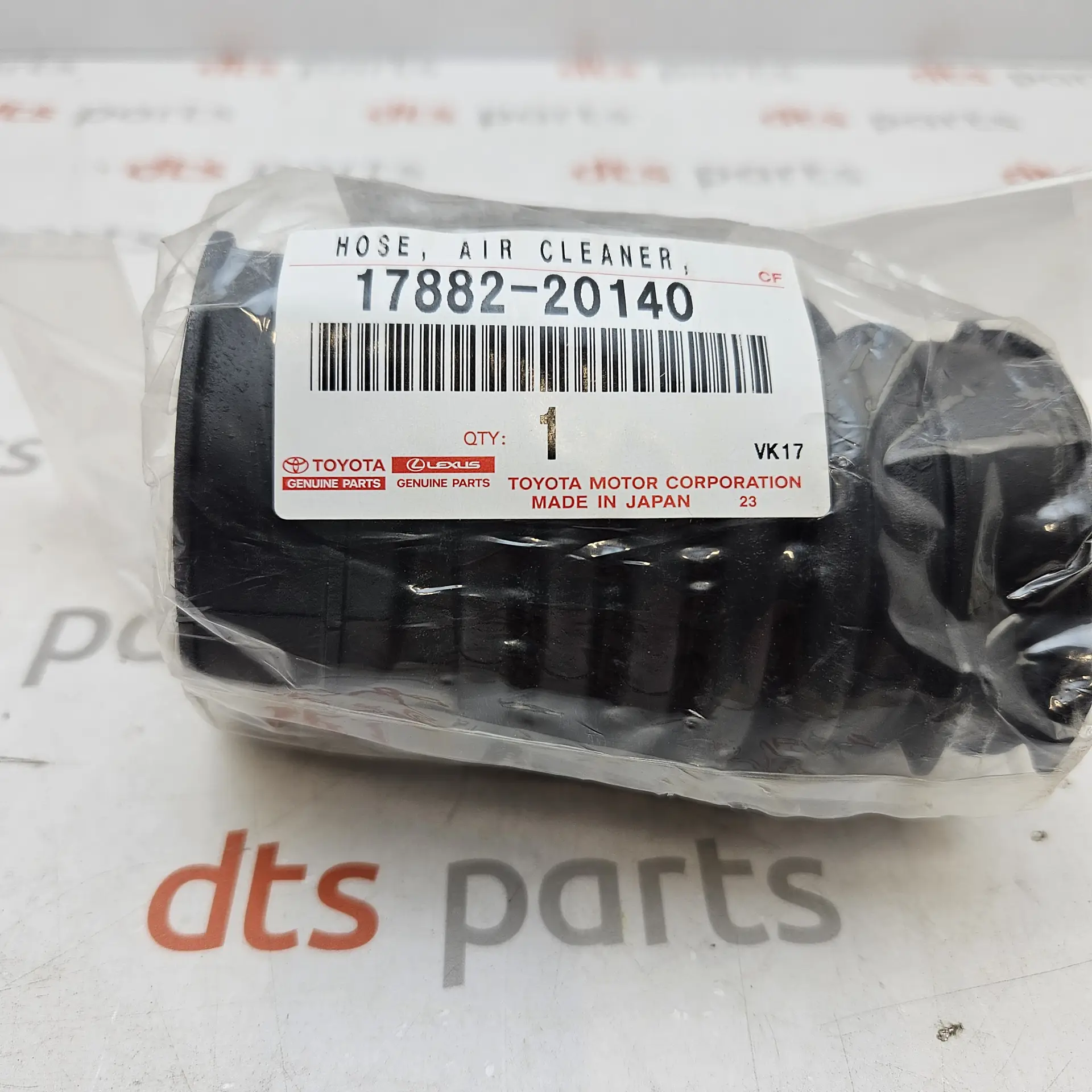 OEM Toyota 1788220140 – Engine Air Intake Hose