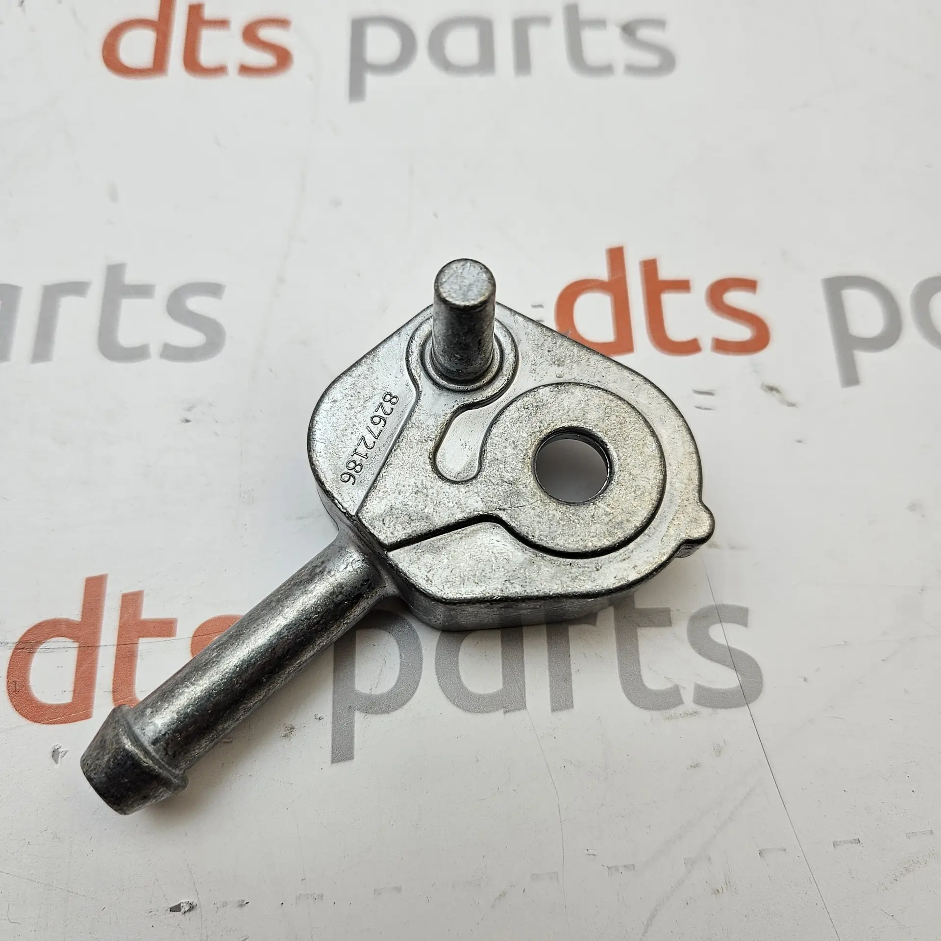 OEM BMW 18309505125 – Exhaust system hanger bracket
