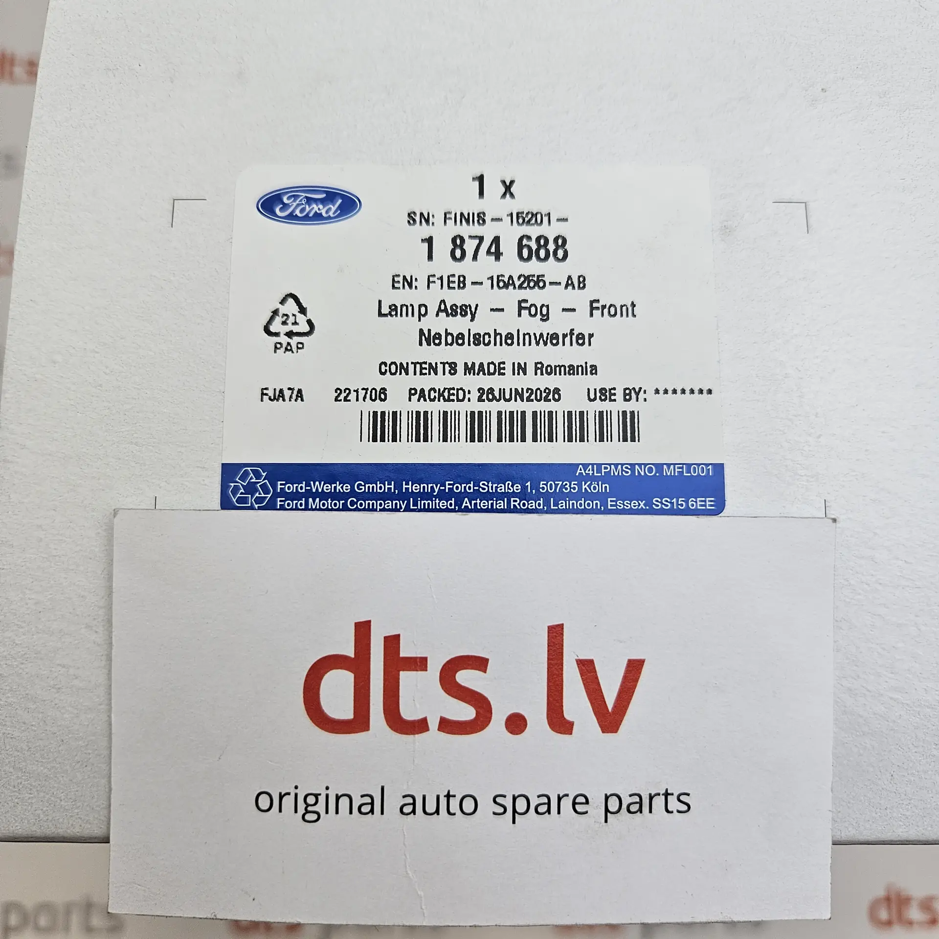 OEM Ford 1874688 – Front fog light lamp assembly left-hand side