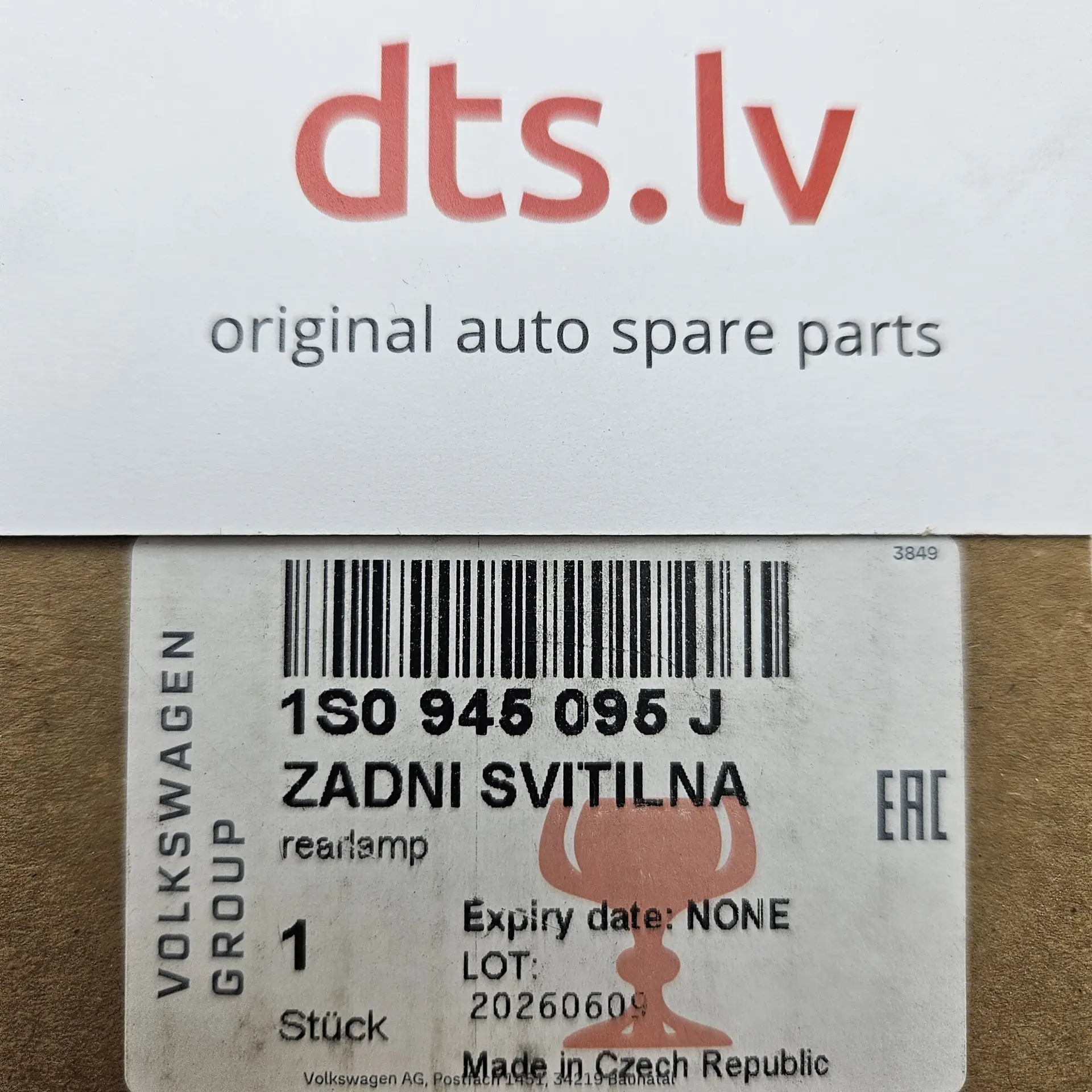 OEM VAG 1S0945095J – Rear tail light lamp assembly left-hand side