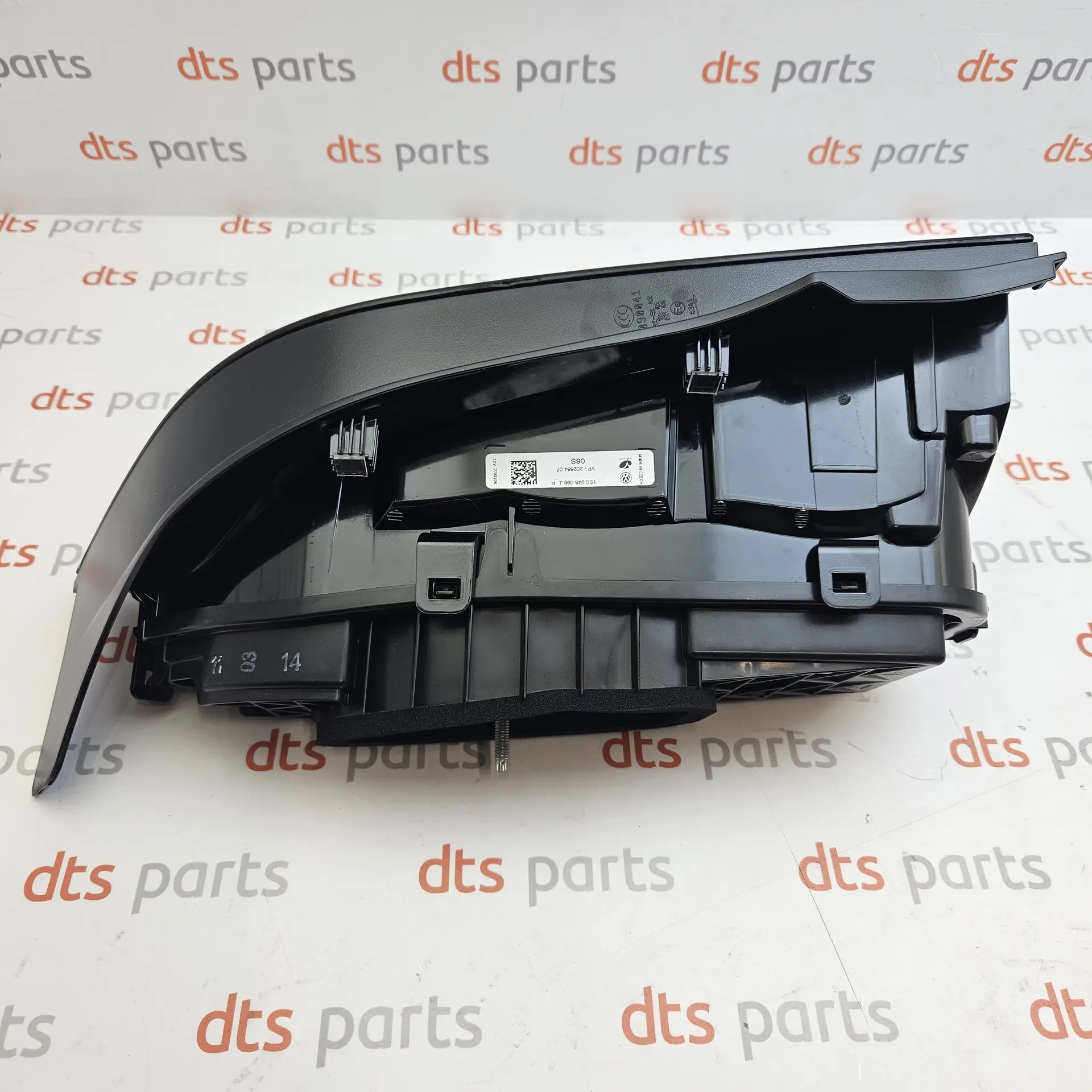 OEM VAG 1S0945096J – Rear tail light lamp assembly right-hand side