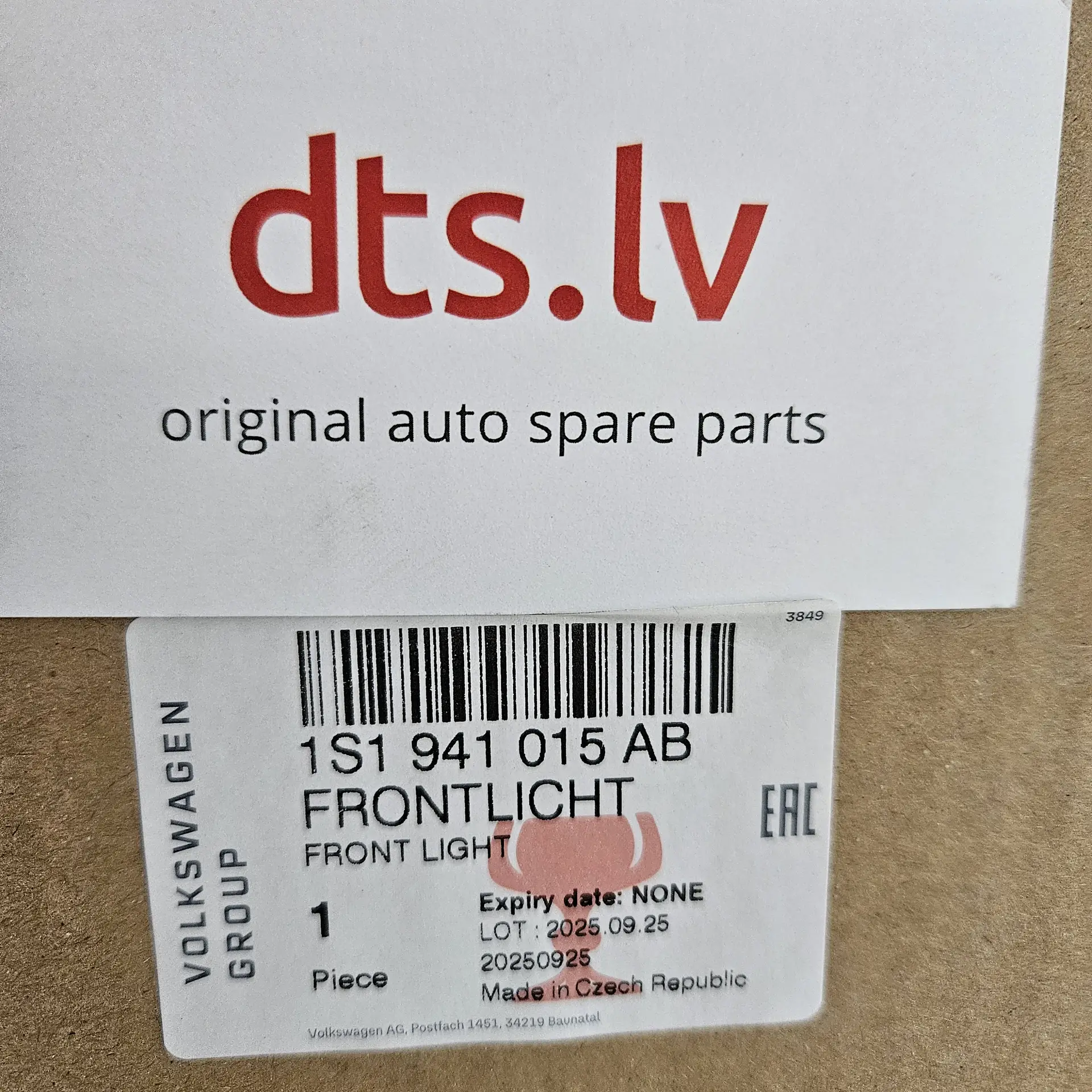 OEM VAG 1S1941015AB – Left front halogen headlight assembly