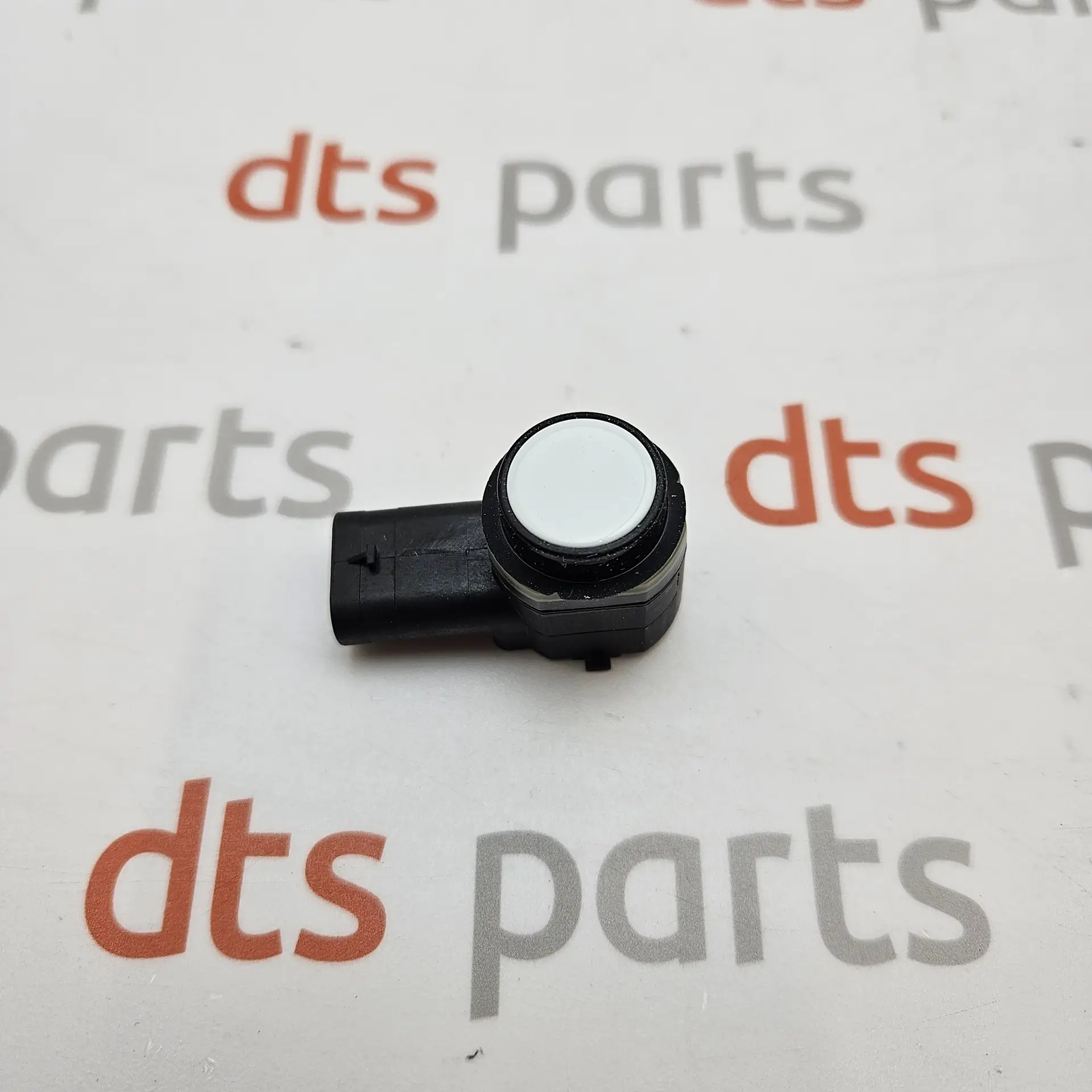 OEM Ford 2032990 – Rear parking sensor