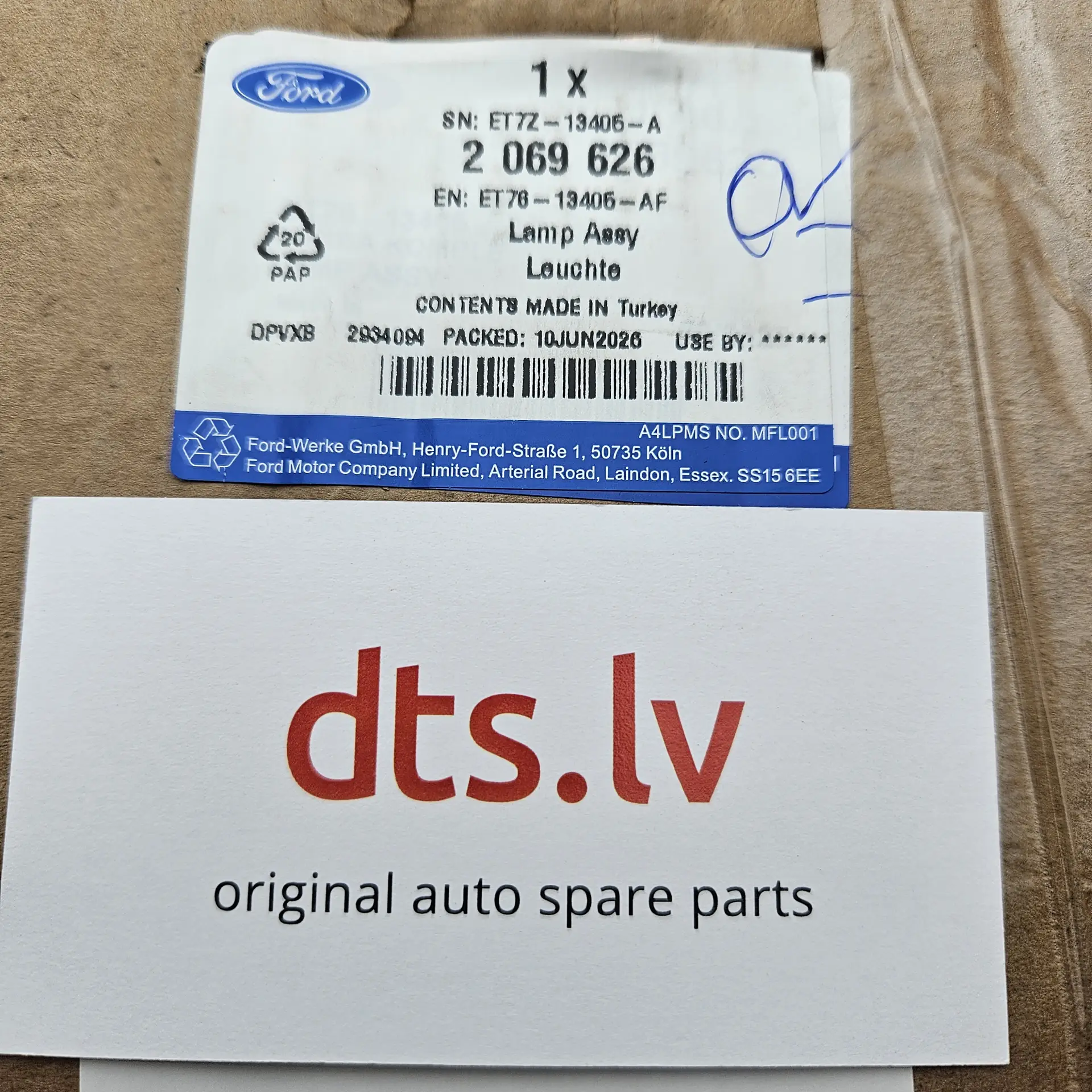 OEM Ford 2069626 – Combination Rearlight