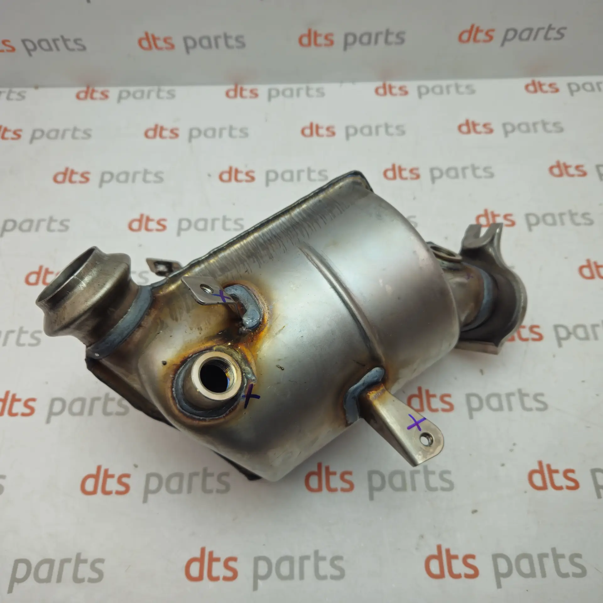 OEM Renault 208A05482R – Euro 6 ceramic catalytic converter assembly
