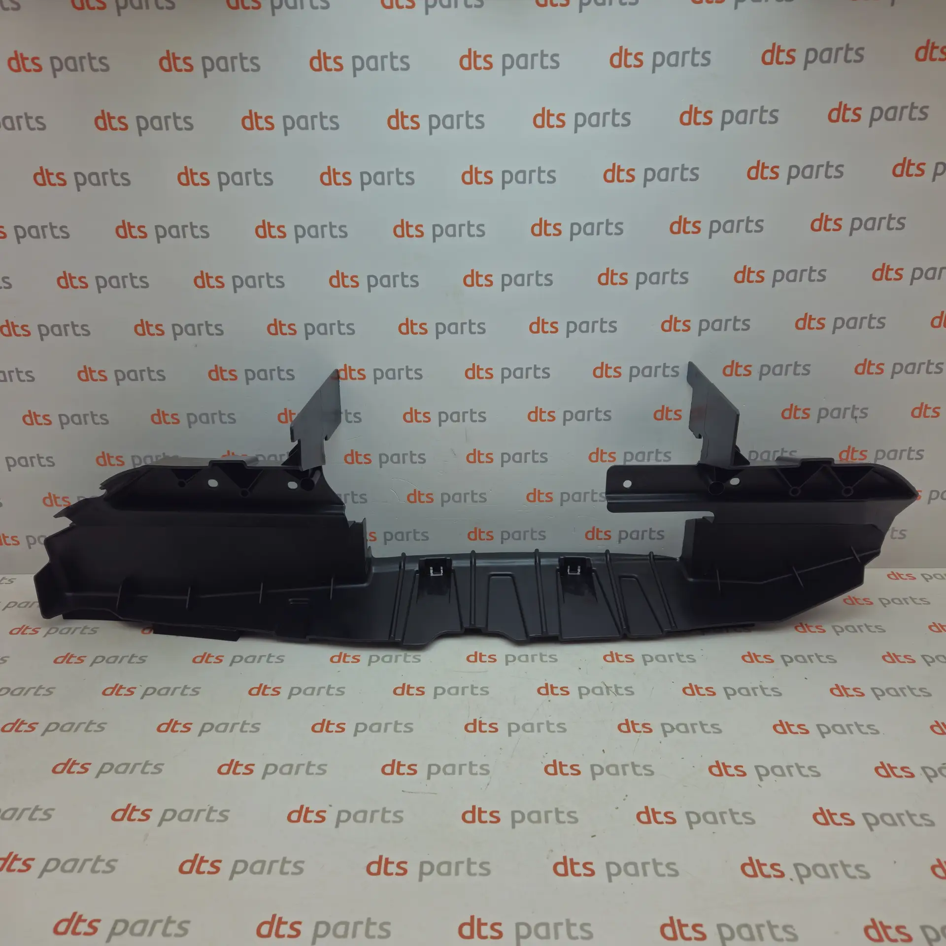 OEM Renault 215793345R – Lower radiator air guide