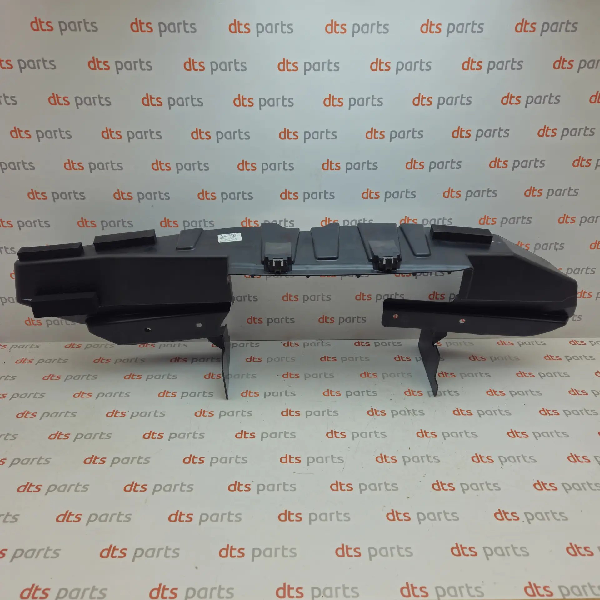 OEM Renault 215793345R – Lower radiator air guide