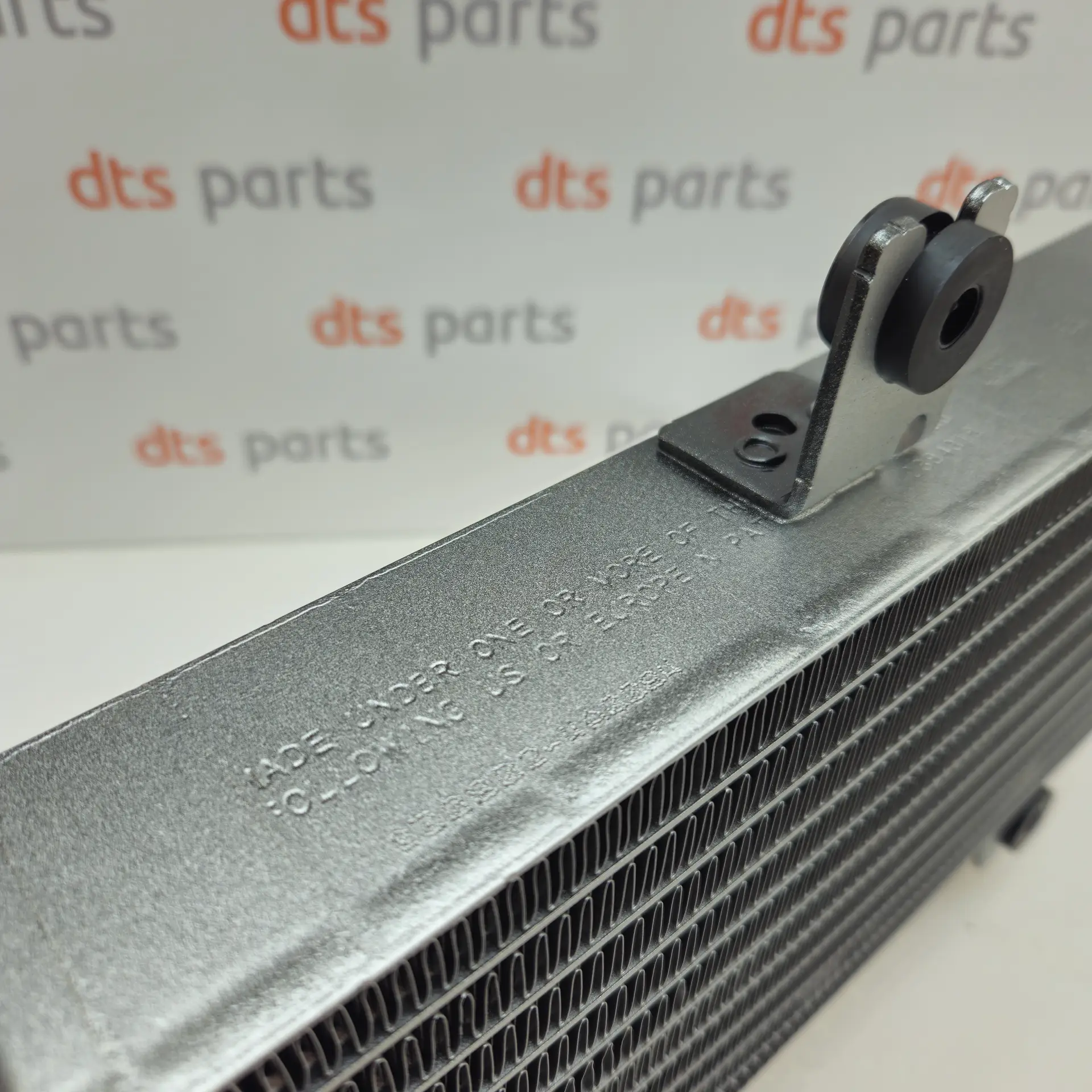 OEM Nissan/Infiniti 216064EA5A – Transmission oil cooler