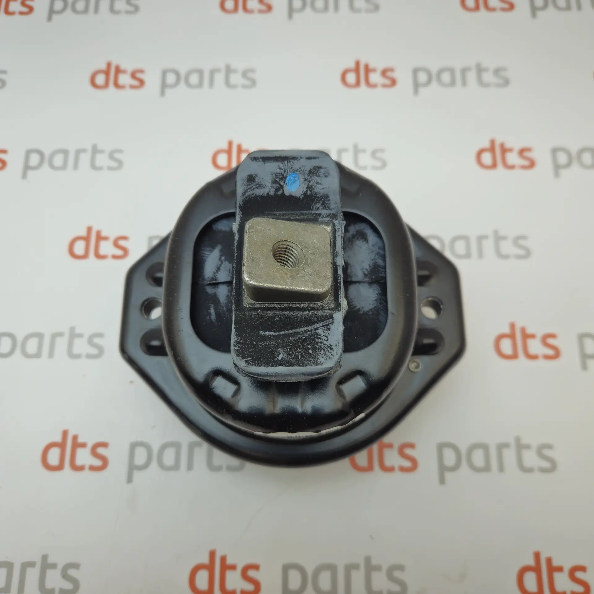 OEM BMW 22116770795 – Left engine mount