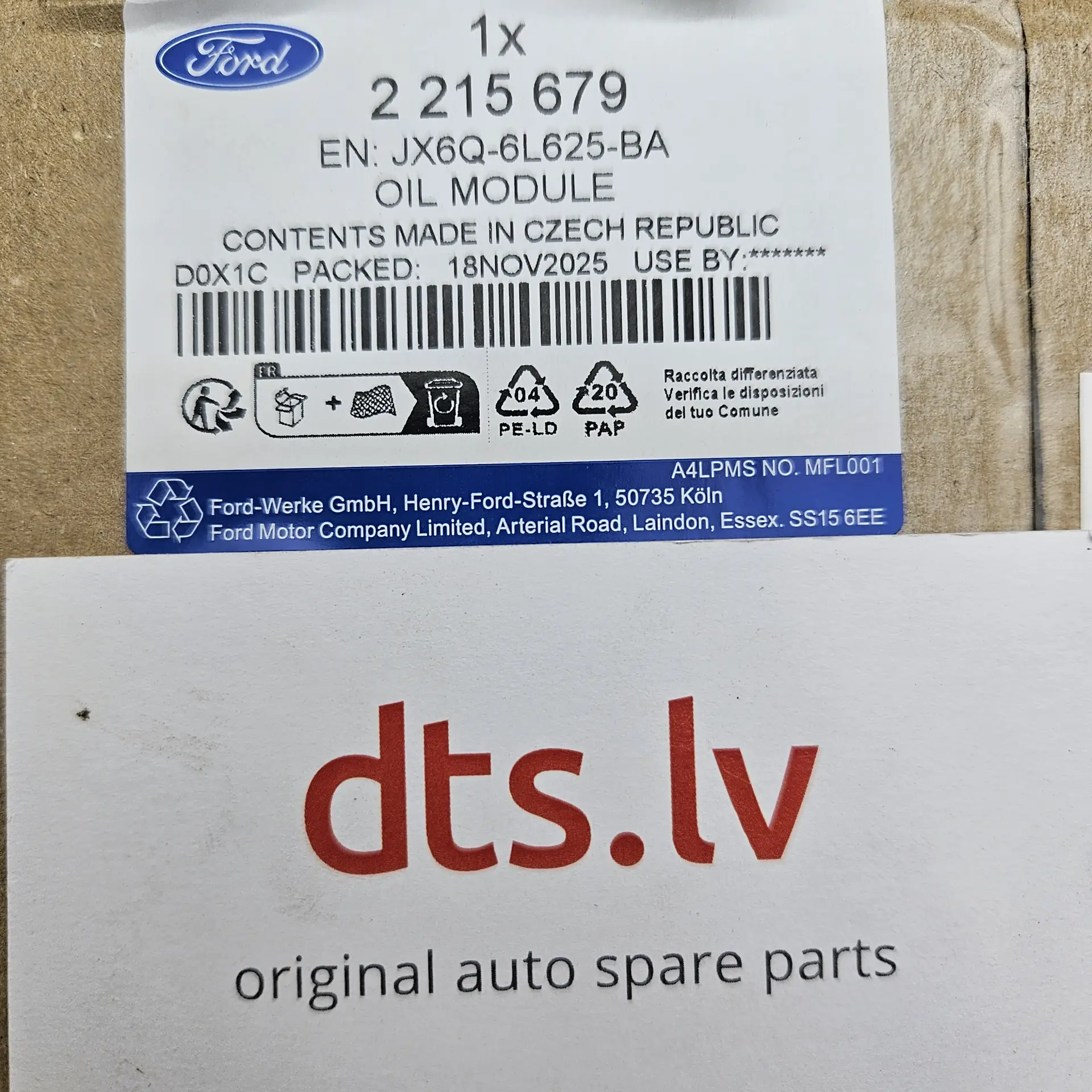 OEM Ford 2215679 – Engine oil filter housing assembly with integrated oil cooler