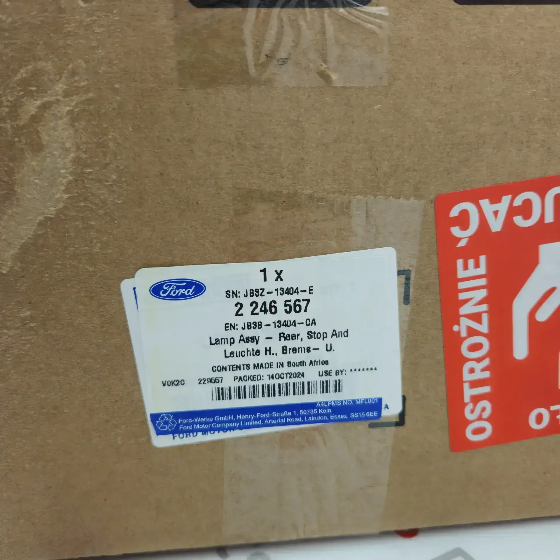 OEM Ford 2246567 – Rear right taillight