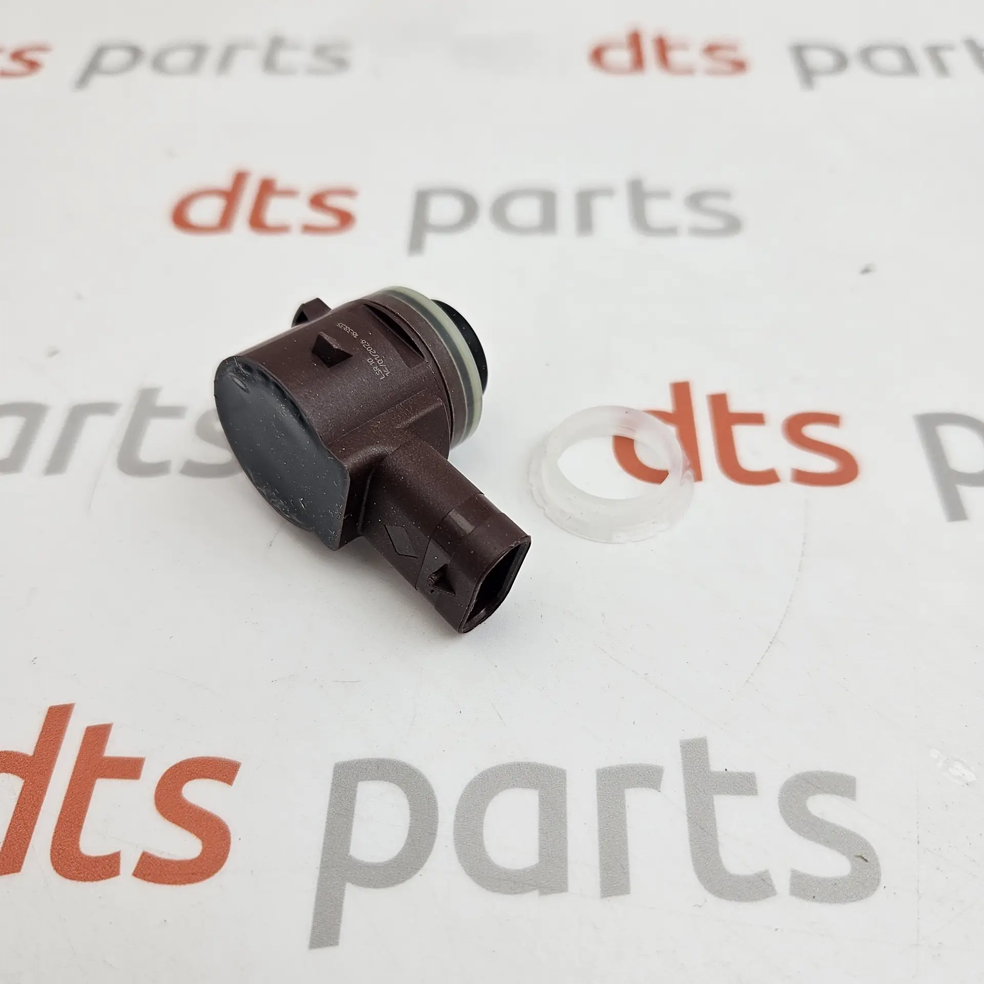 OEM Ford 2250284 – Ultrasonic parking assist distance sensor
