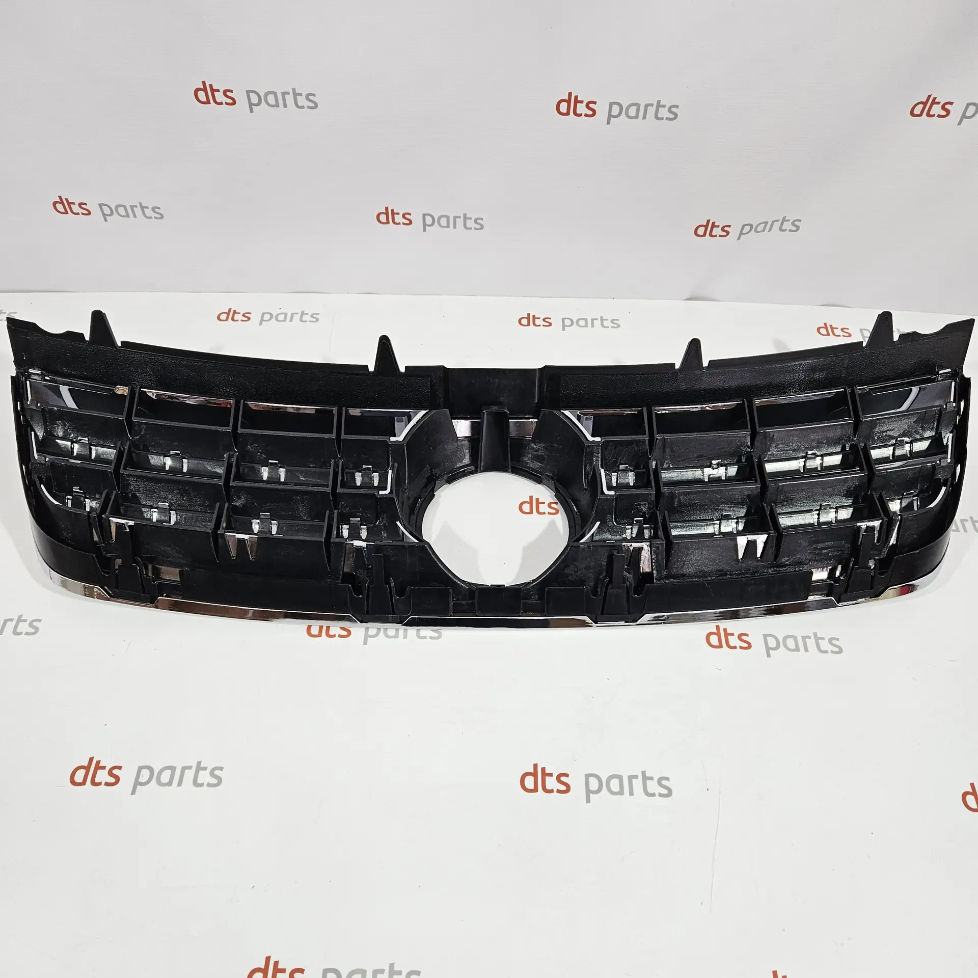 Diederichs 2285840 – Front bumper radiator grille - aftermarket part
