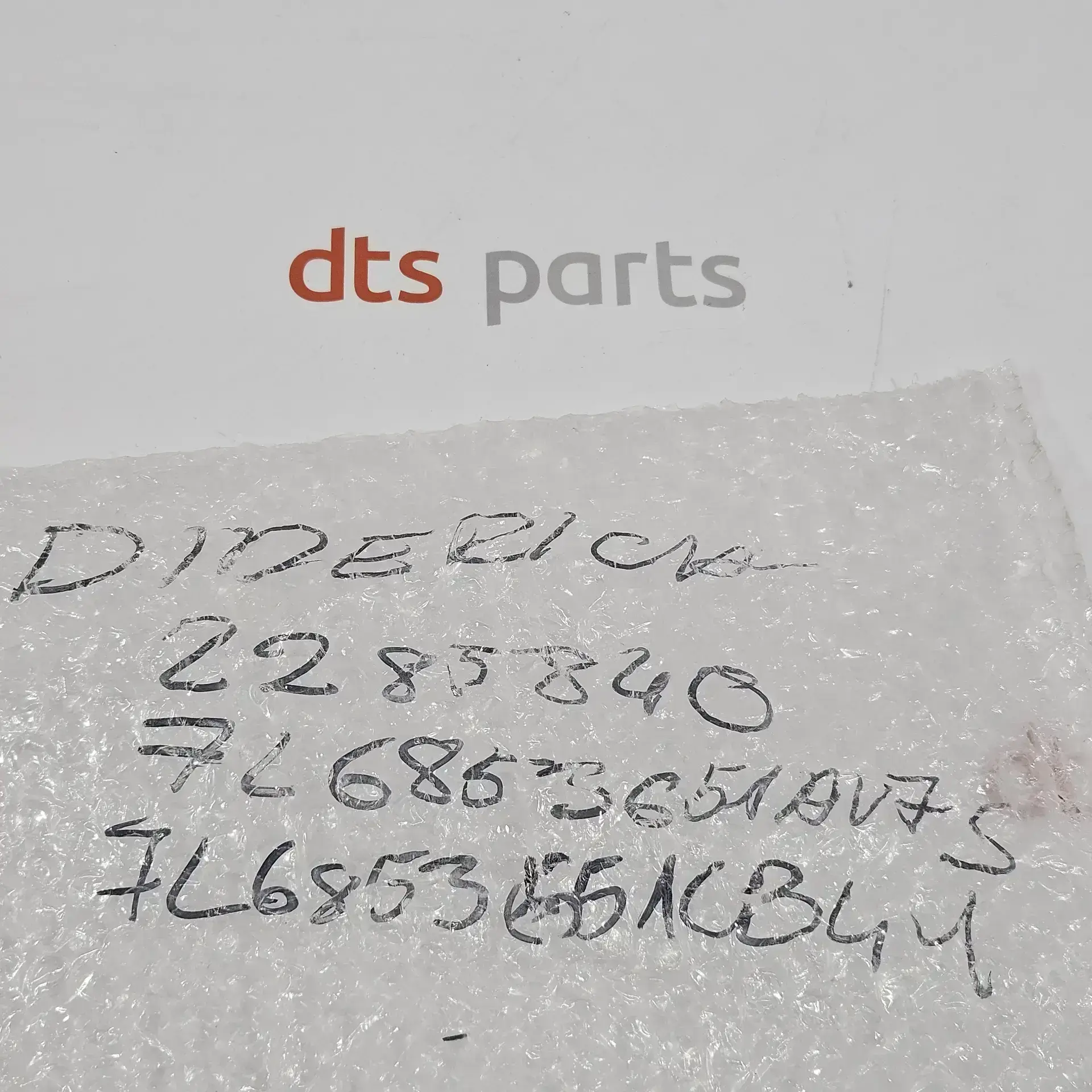 Diederichs 2285840 – Front bumper radiator grille - aftermarket part