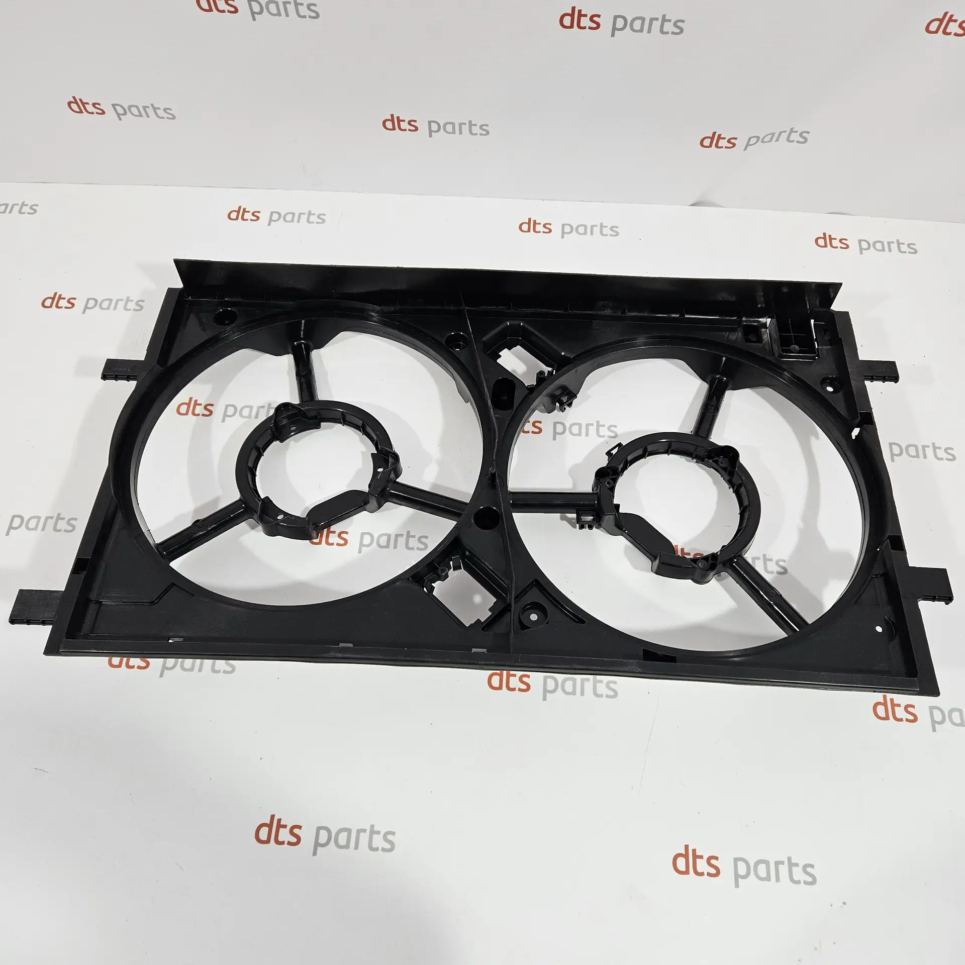 OEM Opel 22915695 – Radiator cooling fan shroud