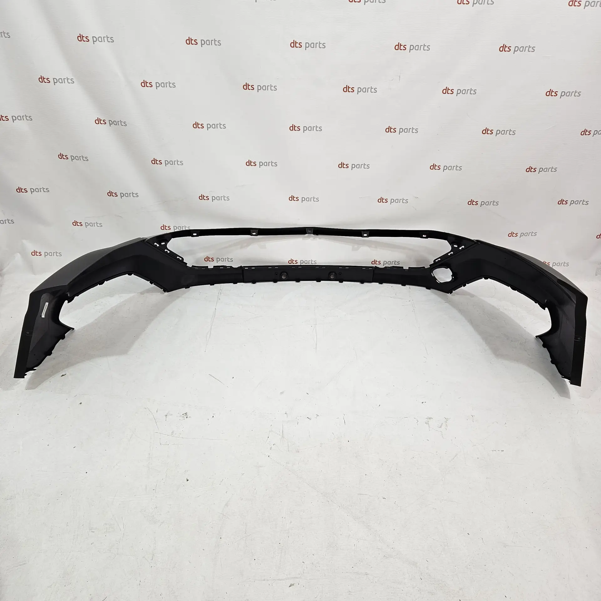 OEM Ford 2317979 – Front bumper , jauns ar defektu