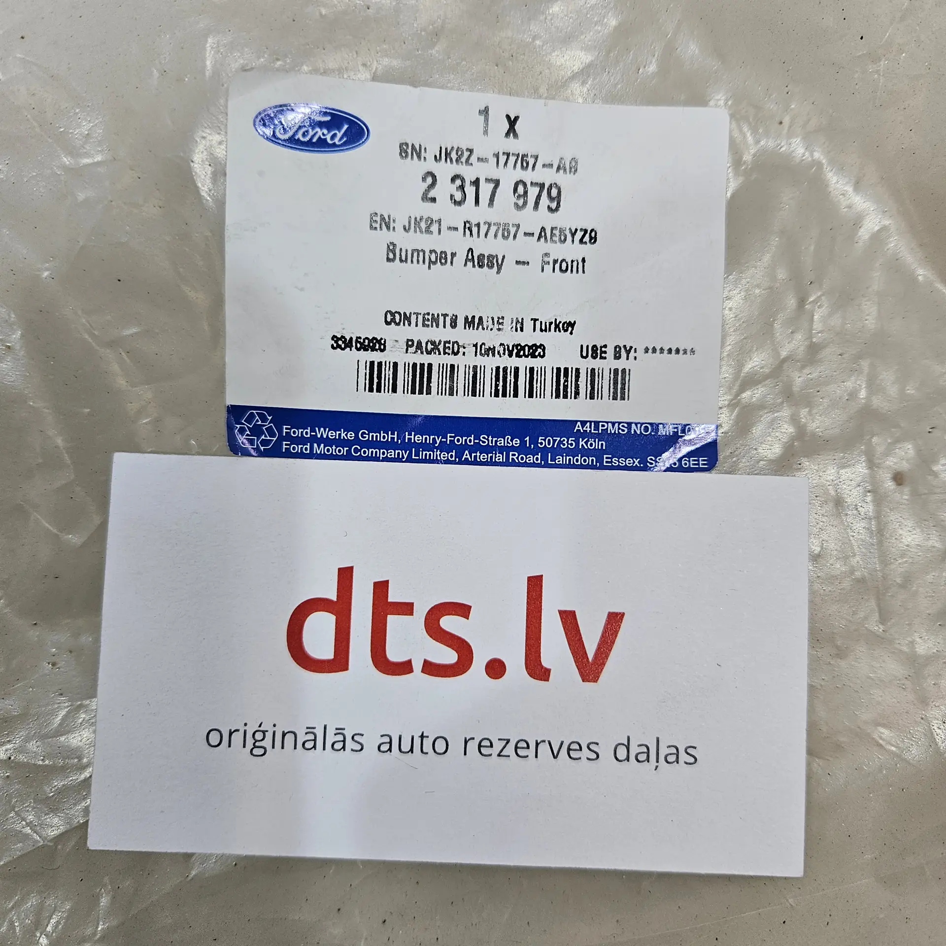 OEM Ford 2317979 – Front bumper , jauns ar defektu