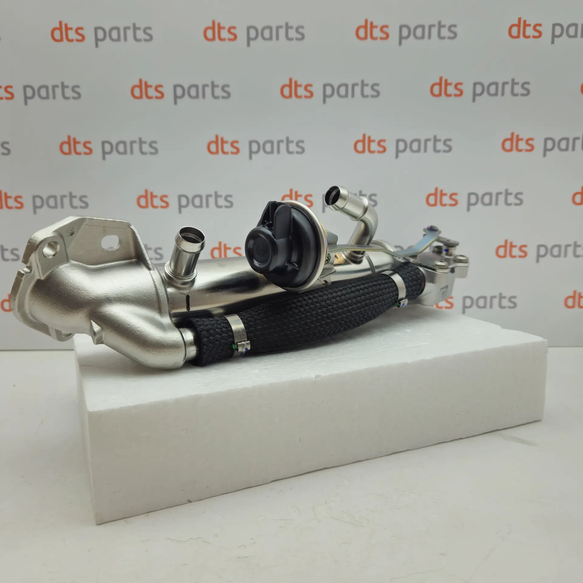OEM Ford 2428047 – EGR cooler