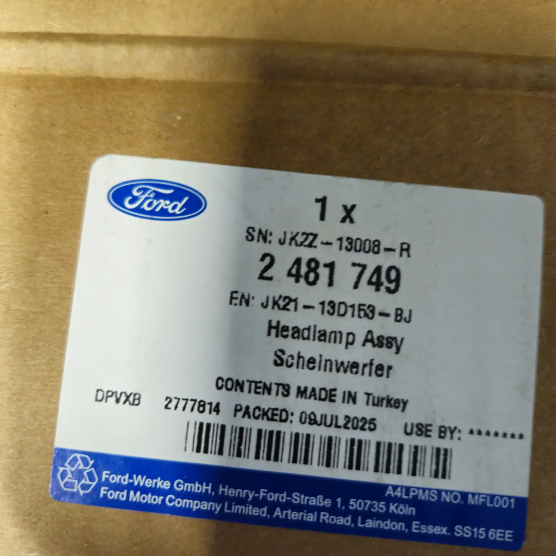 OEM Ford 2481749 – Left front headlight assembly